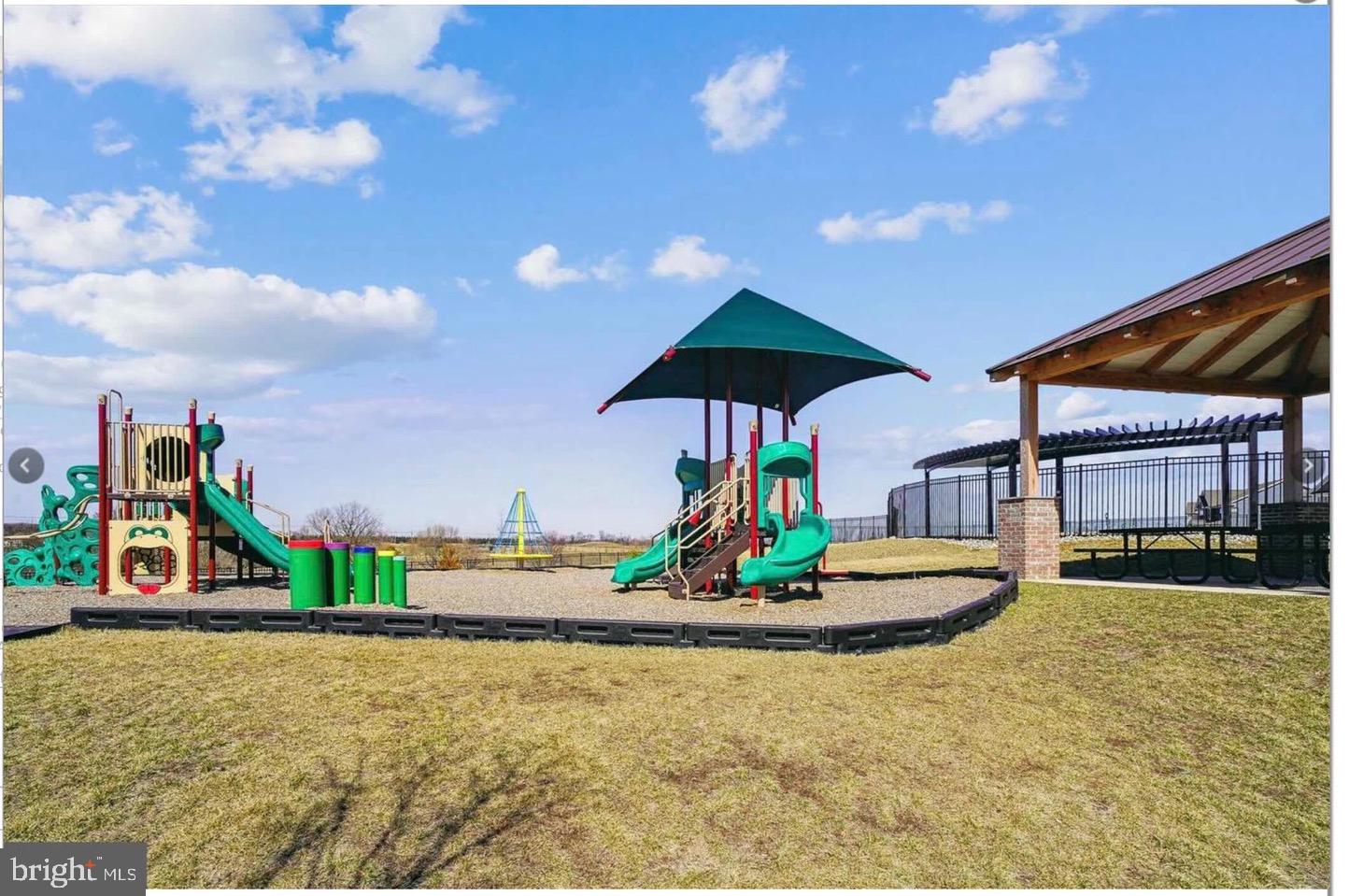 RENN QUARTER - Residential