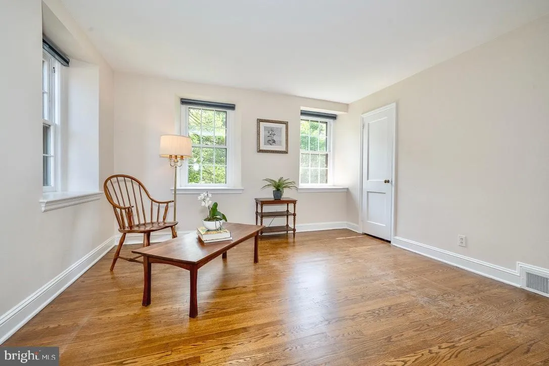 Villanova, Pennsylvania 19085, United States, 4 Bedrooms Bedrooms, ,3 BathroomsBathrooms,Residential,Pending,143732