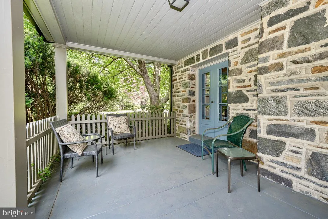 Villanova, Pennsylvania 19085, United States, 4 Bedrooms Bedrooms, ,3 BathroomsBathrooms,Residential,Pending,143732