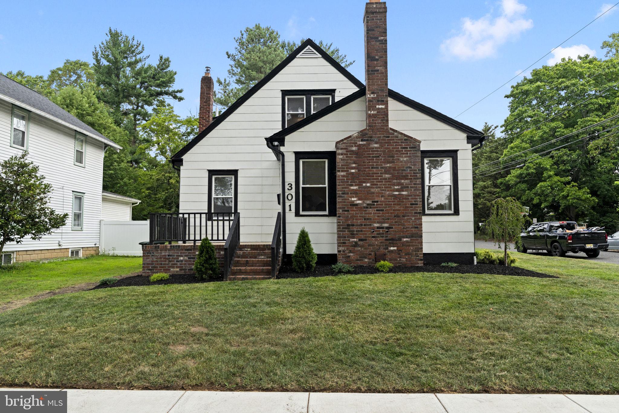 301 UNIVERSITY BOULEVARD