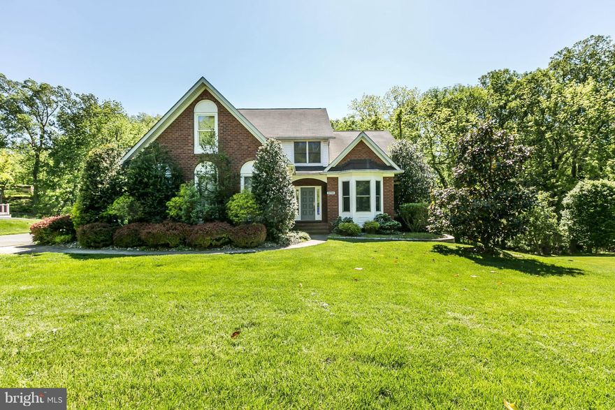 JUST REDUCED! STUNNING home in quiet neighborhood that has it ALL large gourmet kitchen, with Sub-zero fridge and freezer, granite counter tops, large family room with fireplace, beautiful hardwood floors, 1st floor office space, large basement/rec area, beautiful master bath, great school district, amazing back yard with large deck!