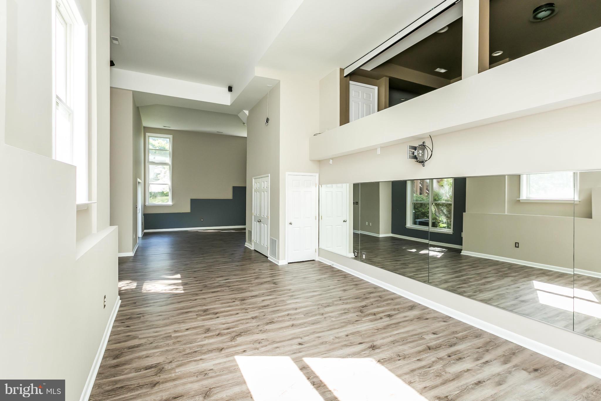 MOUNT HEBRON - Residential Lease