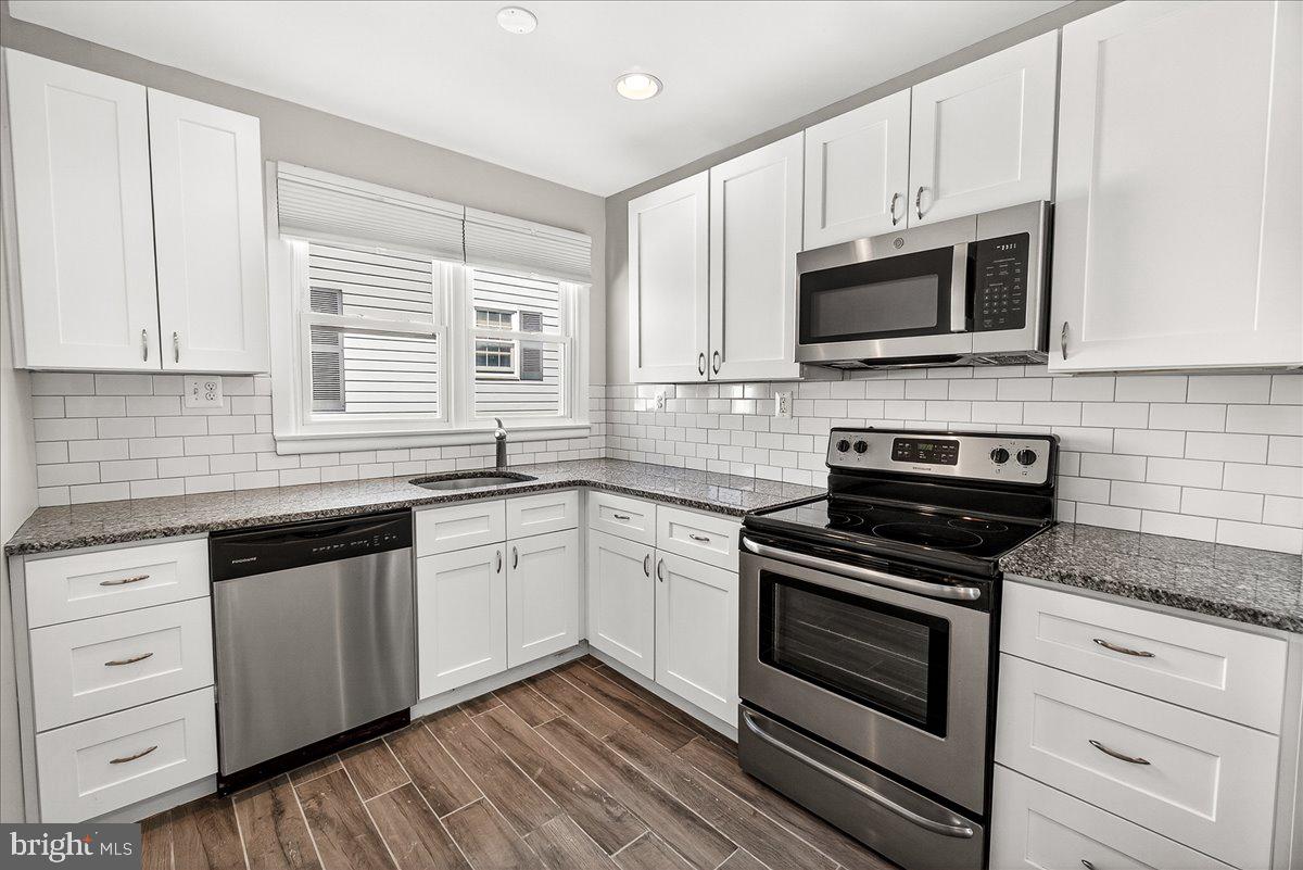 BALTIMORE HIGHLANDS - Residential