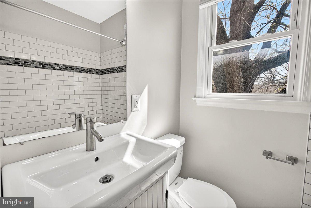 BALTIMORE HIGHLANDS - Residential