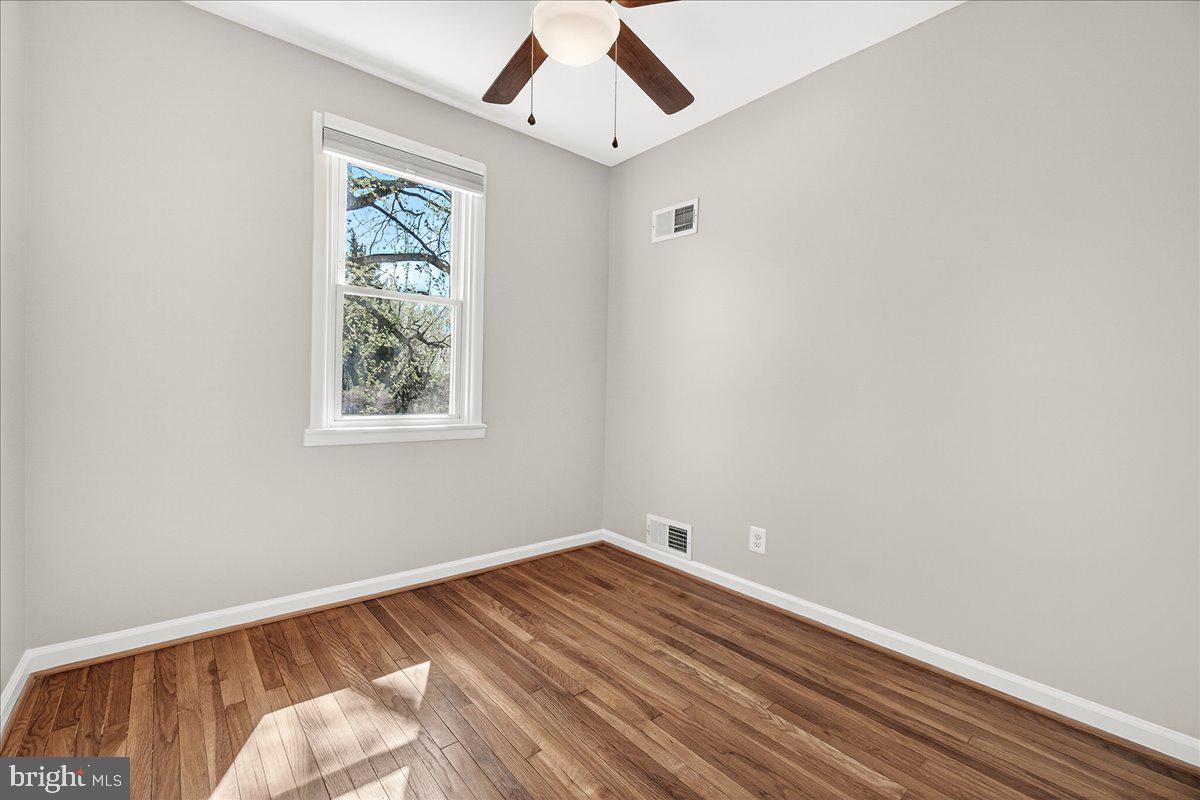 BALTIMORE HIGHLANDS - Residential