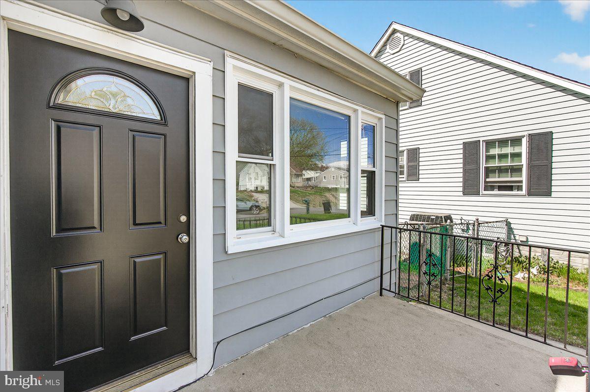 BALTIMORE HIGHLANDS - Residential