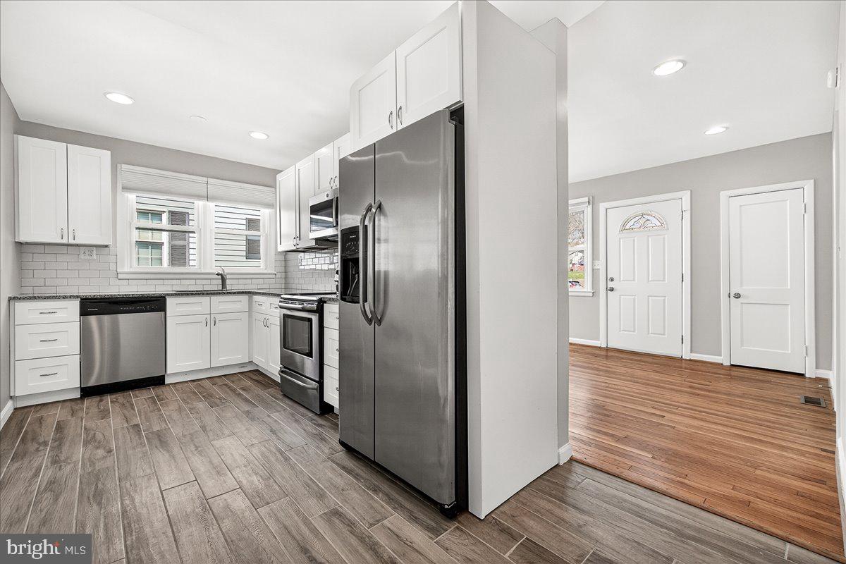 BALTIMORE HIGHLANDS - Residential