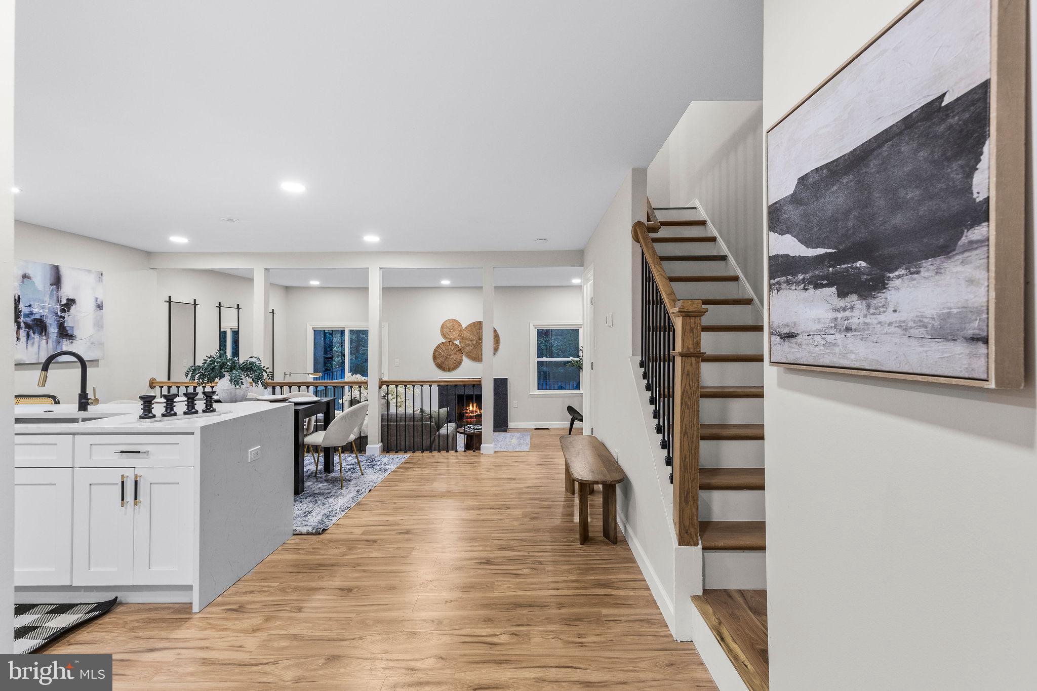 3065 WHITE BIRCH COURT