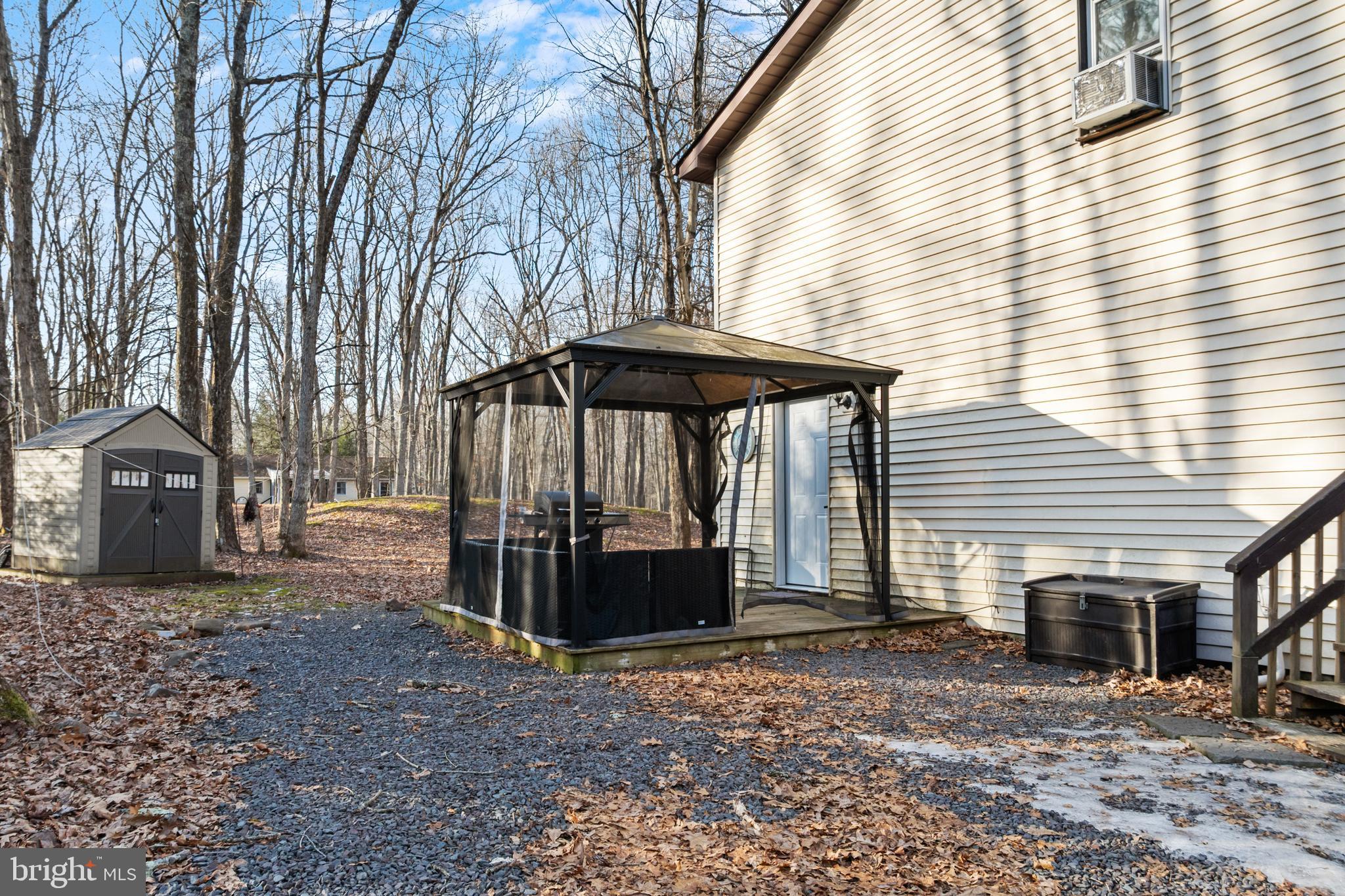 TOWAMENSING TRAILS - Residential