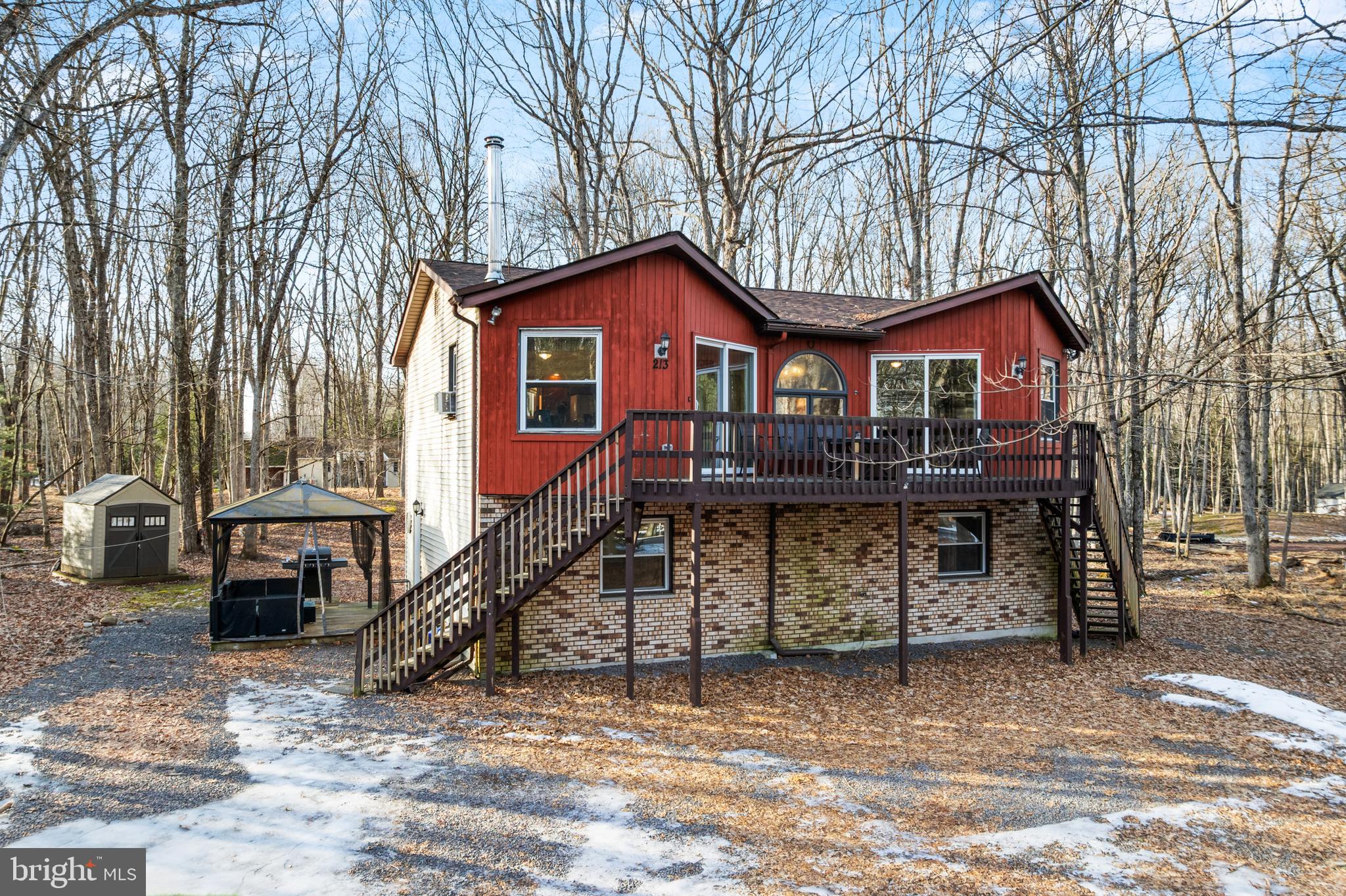 TOWAMENSING TRAILS - Residential