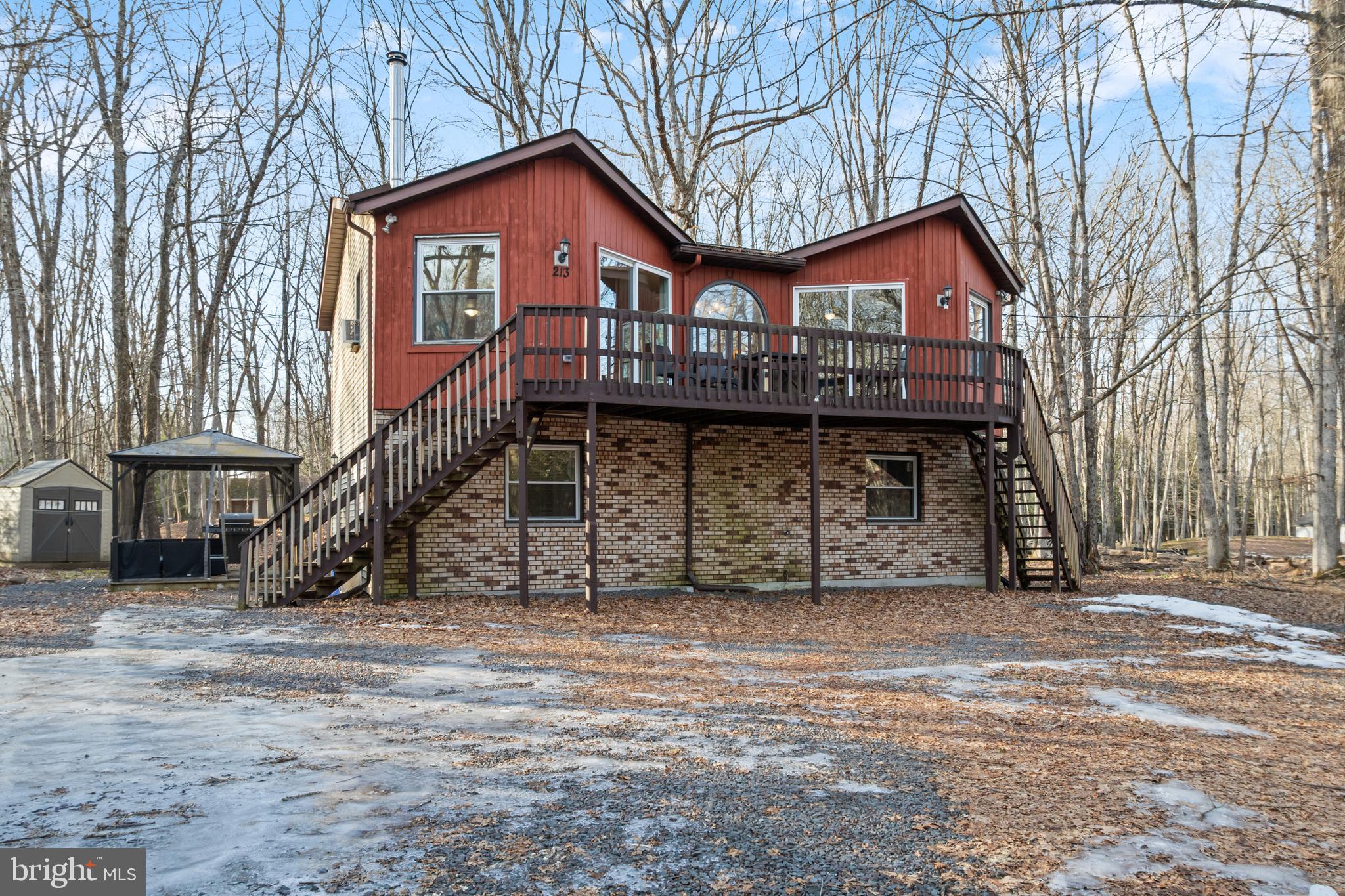 TOWAMENSING TRAILS - Residential