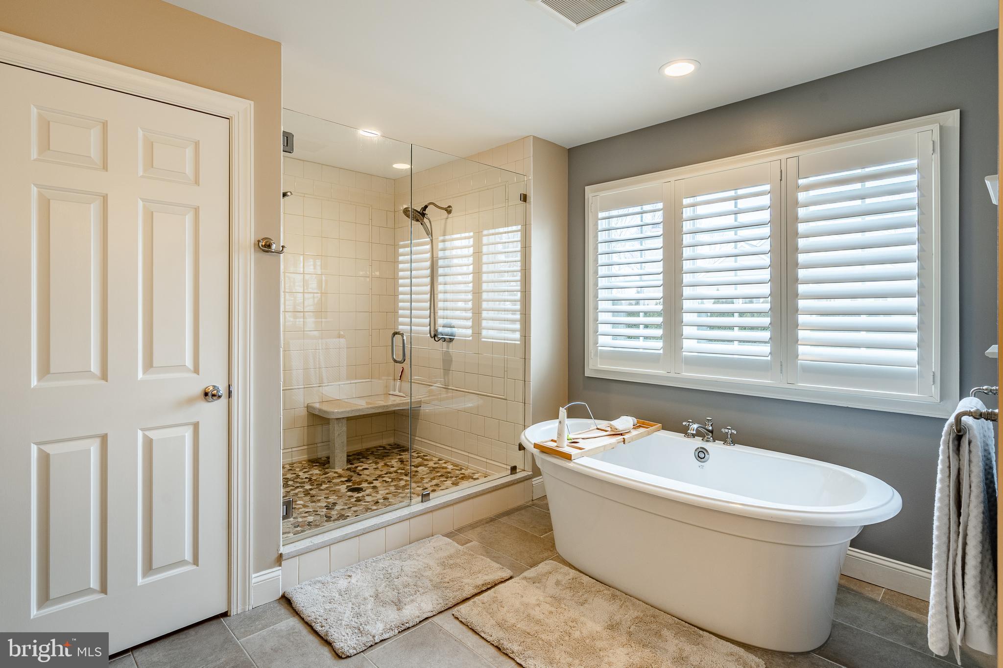 HIDDEN HOLLOW - Residential