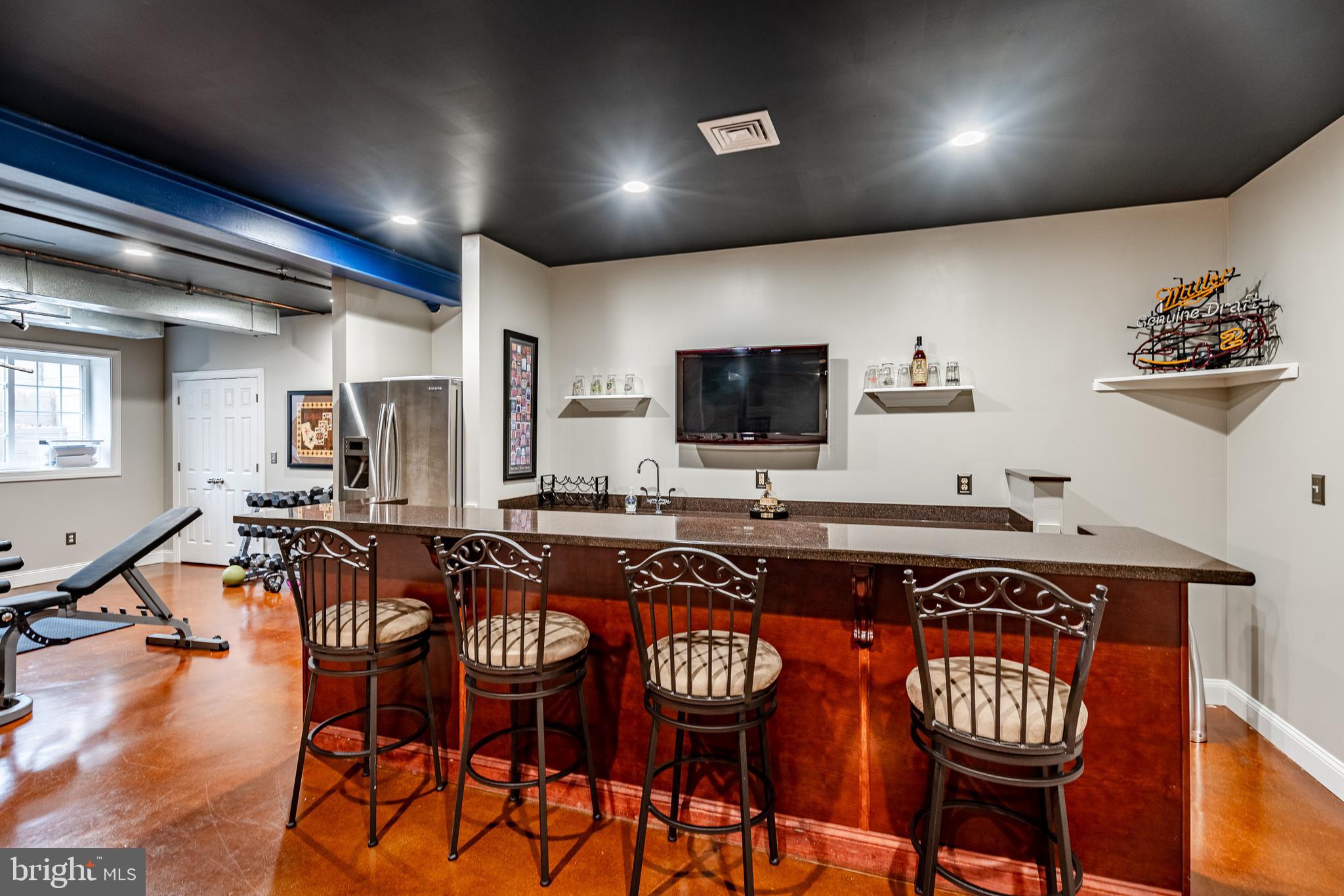 HIDDEN HOLLOW - Residential