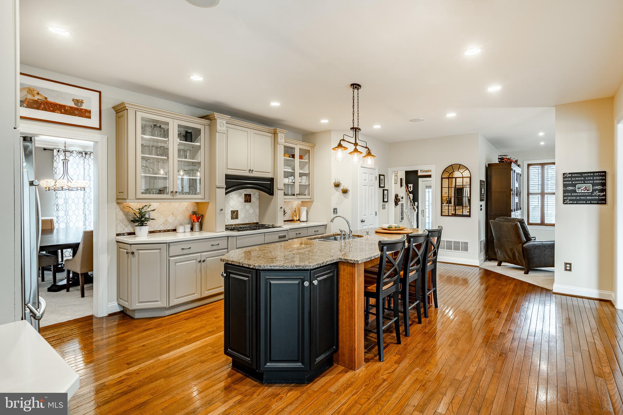 HIDDEN HOLLOW - Residential