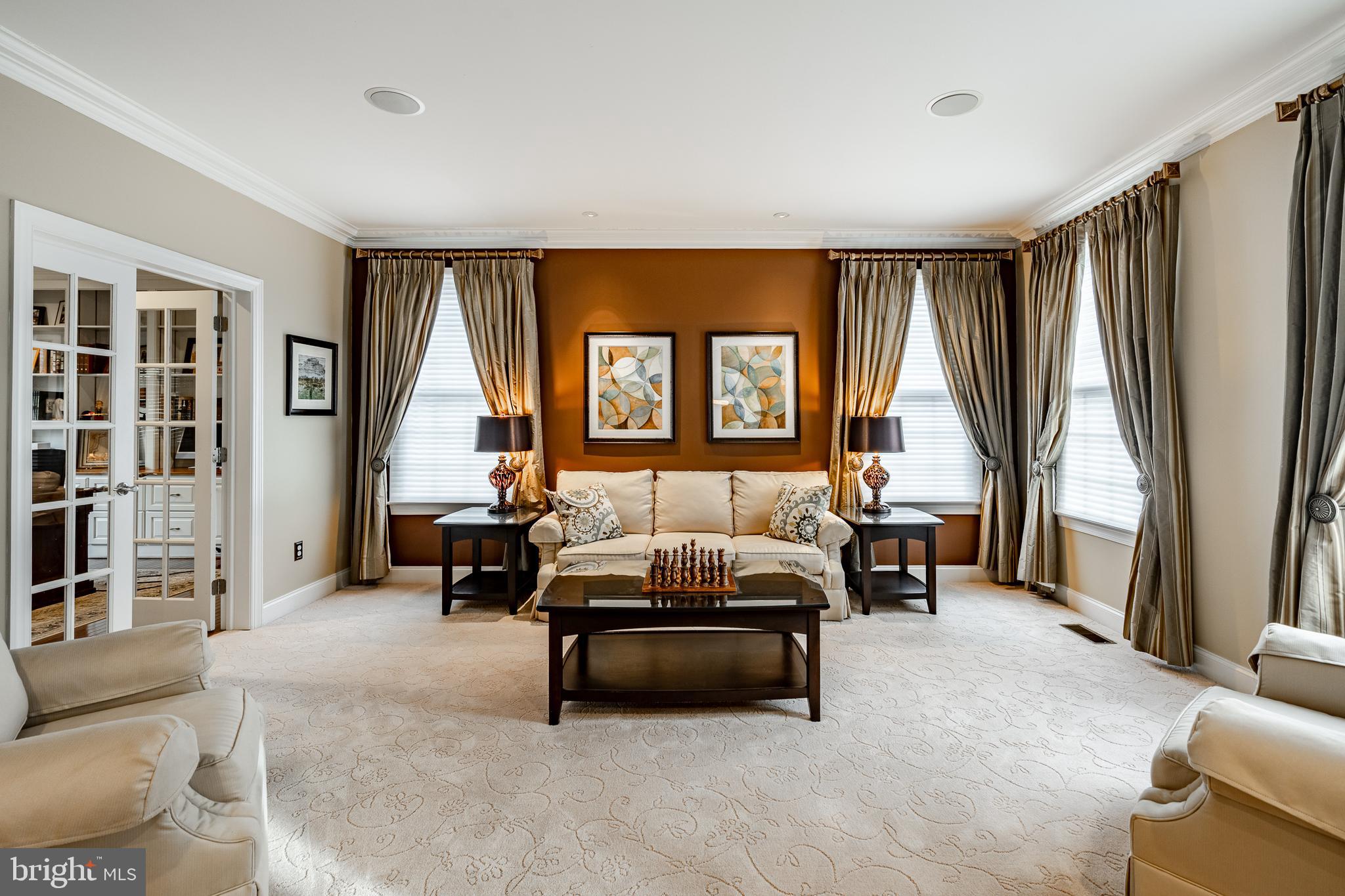 HIDDEN HOLLOW - Residential