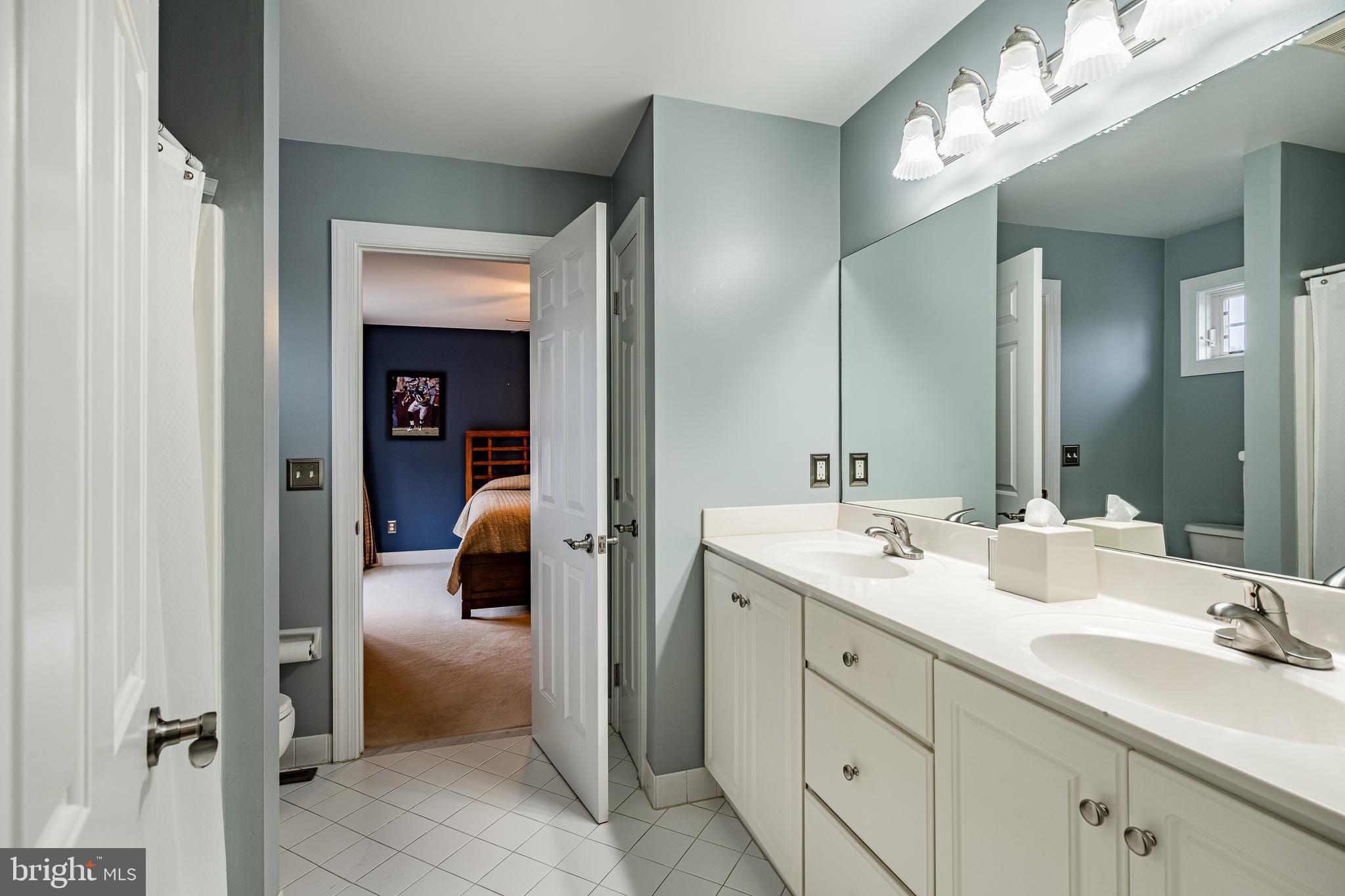 HIDDEN HOLLOW - Residential