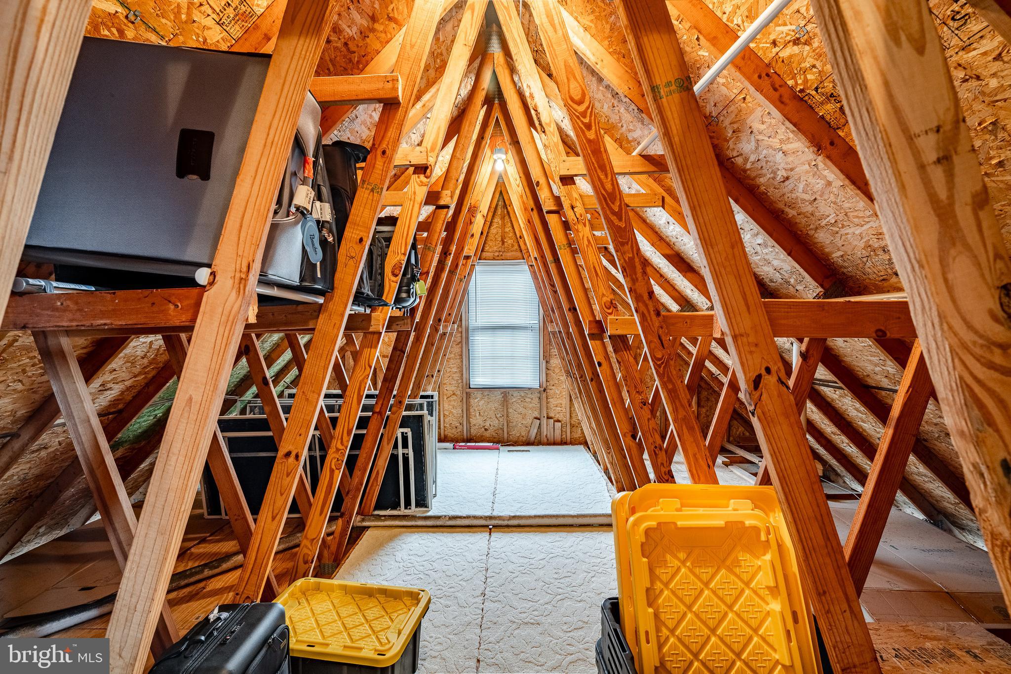 HIDDEN HOLLOW - Residential