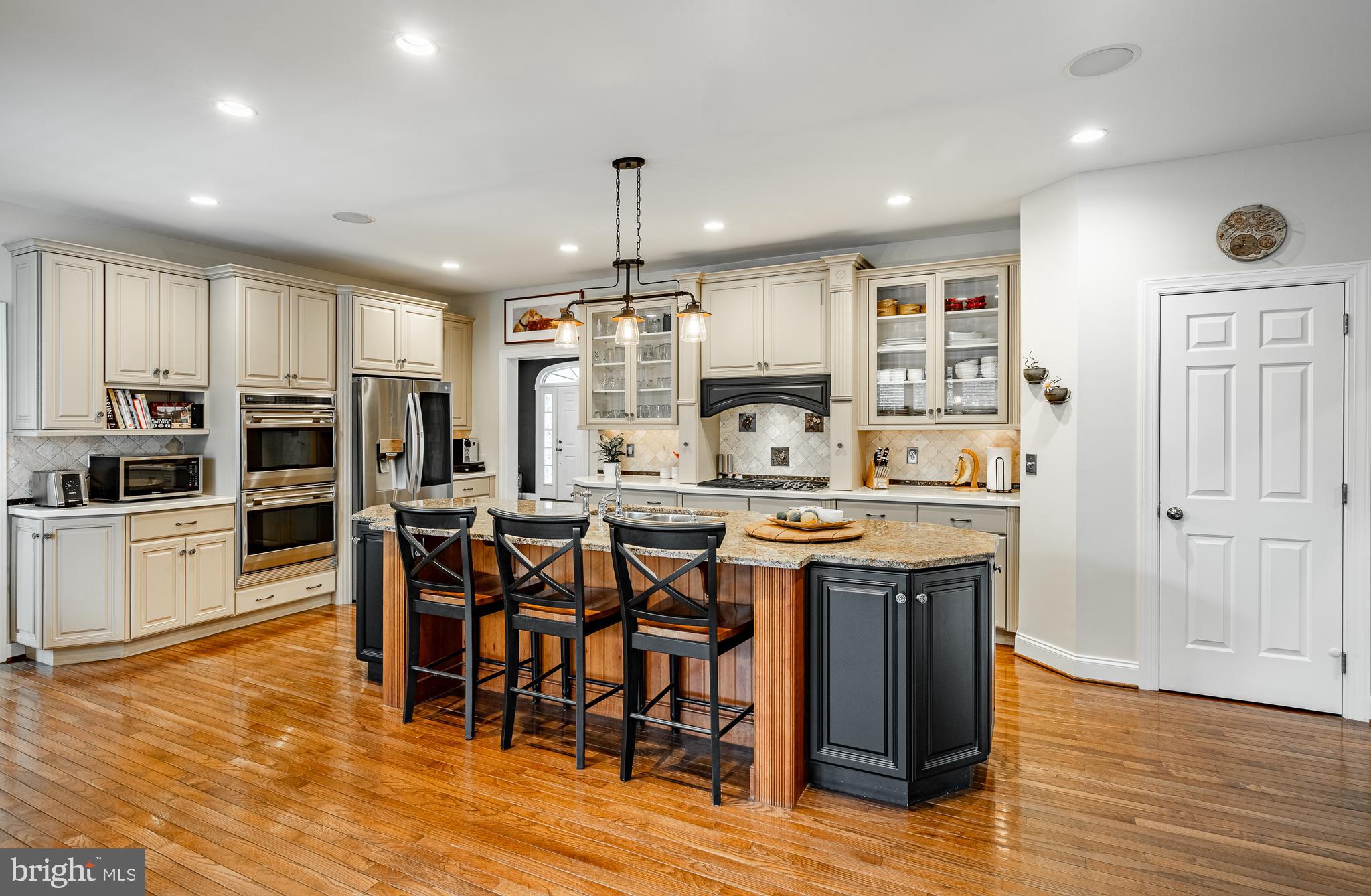 HIDDEN HOLLOW - Residential