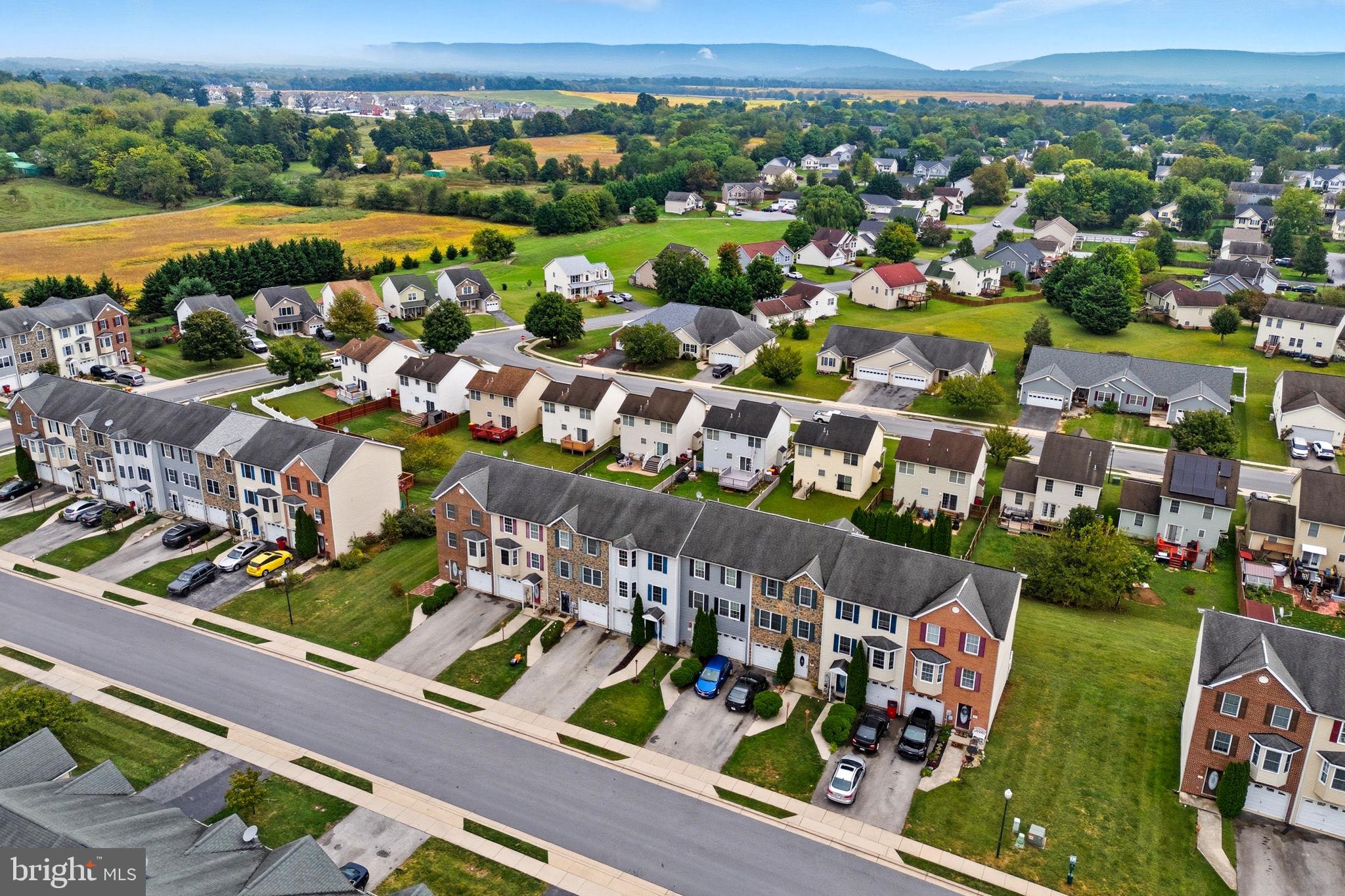 BRIAR RUN - Residential