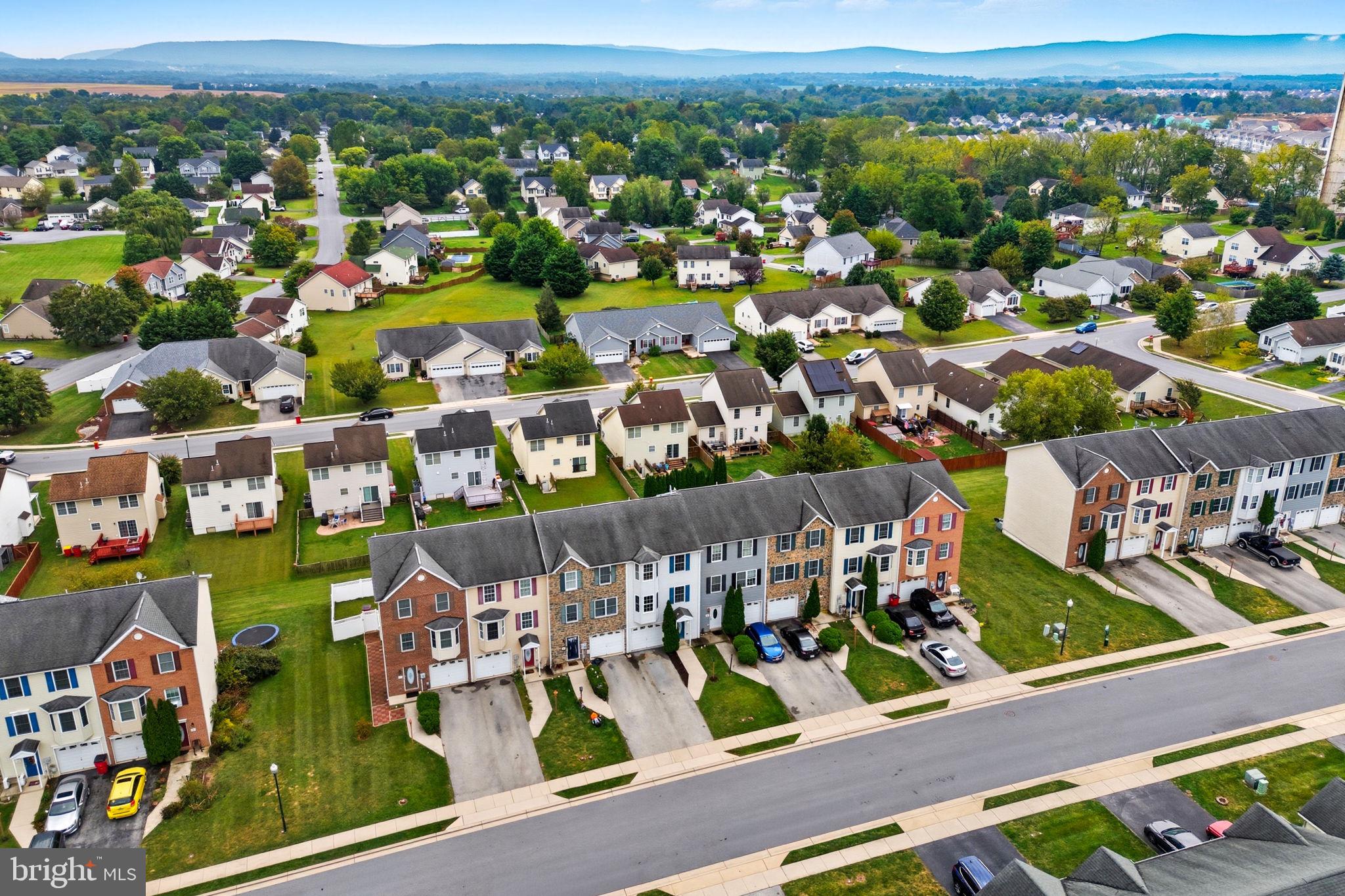 BRIAR RUN - Residential