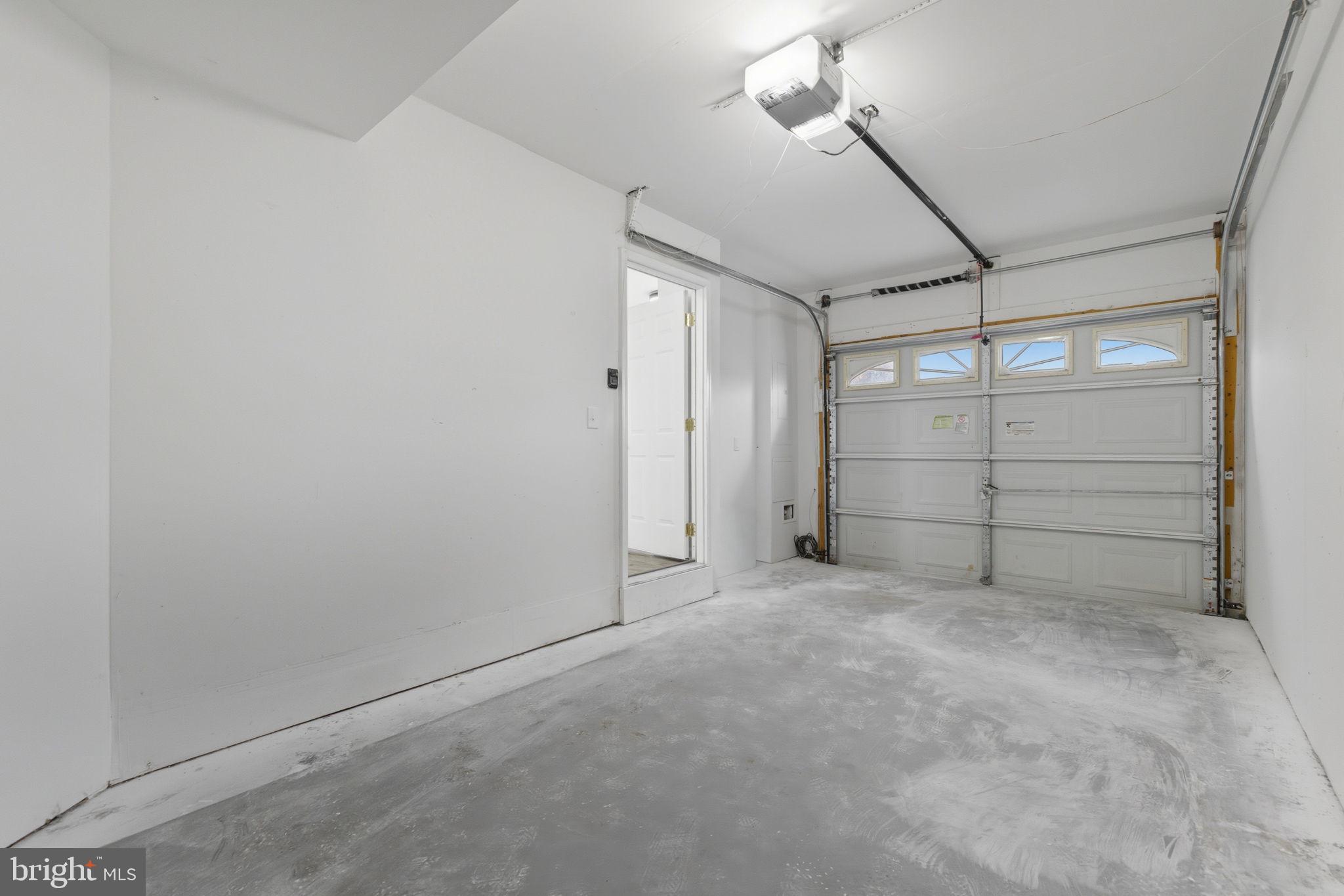 BRIAR RUN - Residential