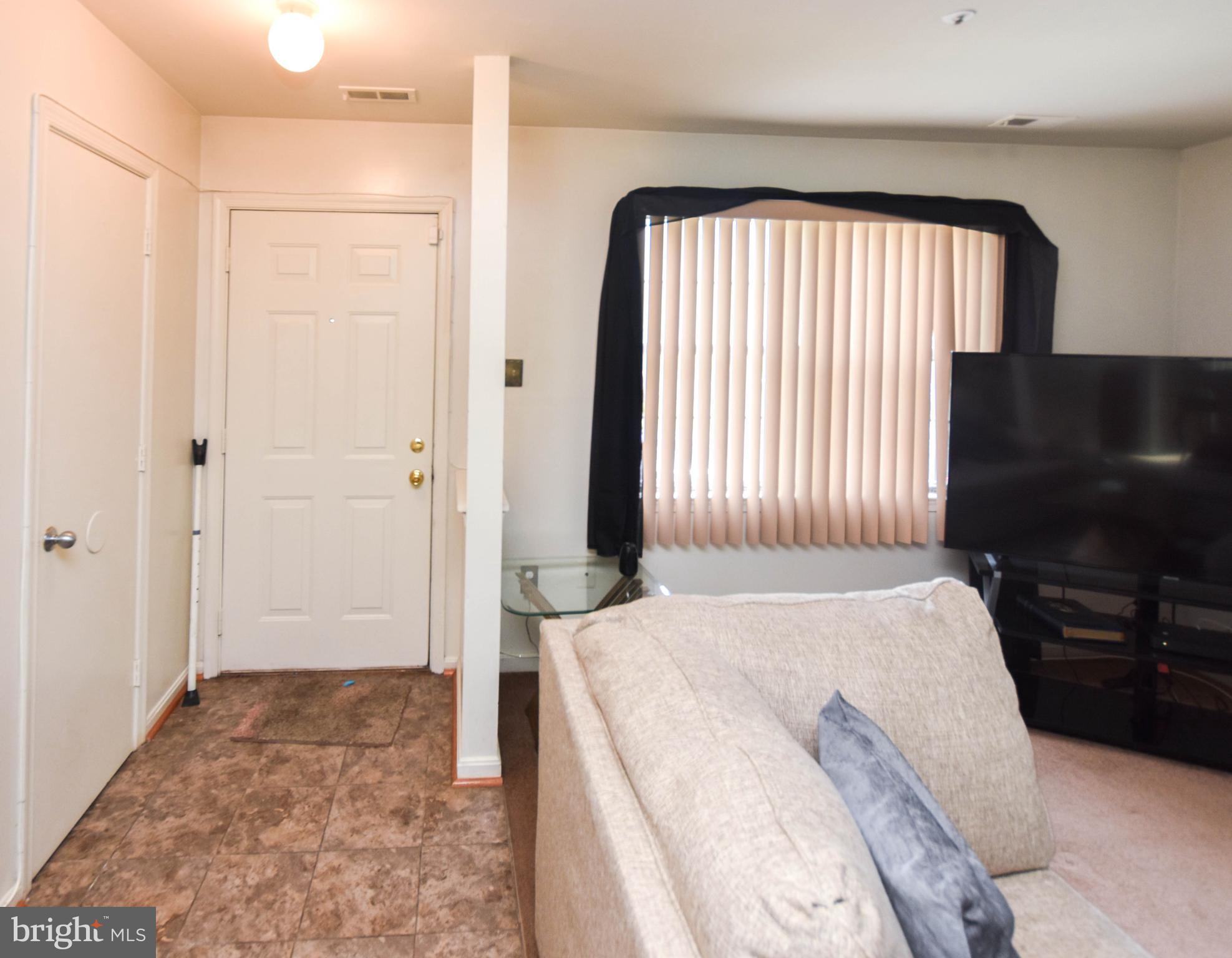 LONDON WOODS - Residential