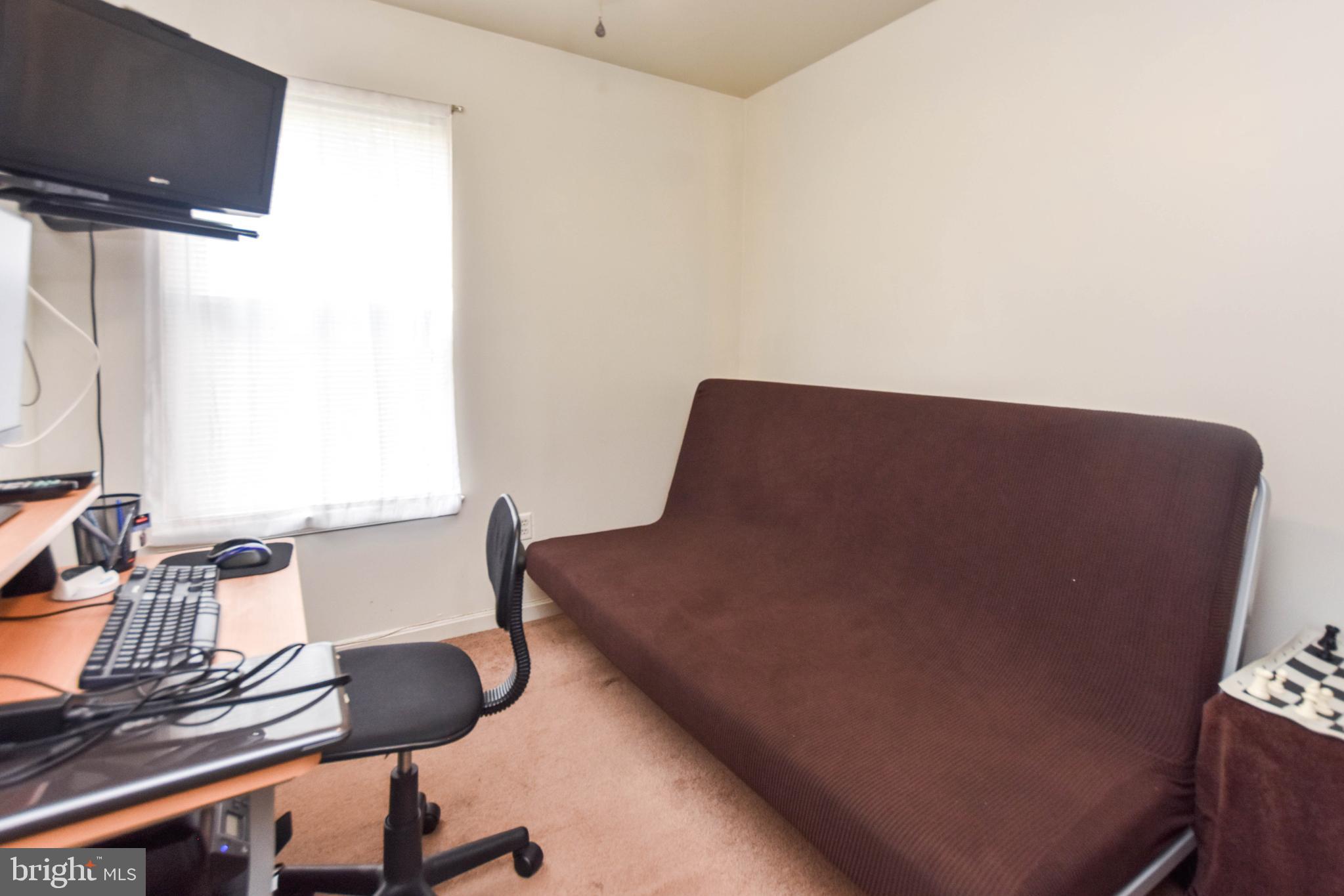 LONDON WOODS - Residential