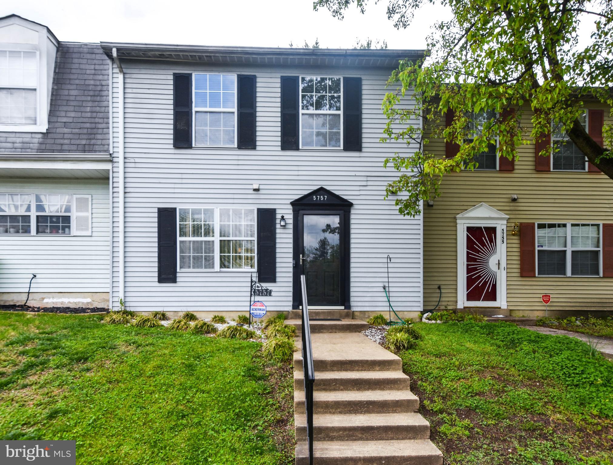 LONDON WOODS - Residential