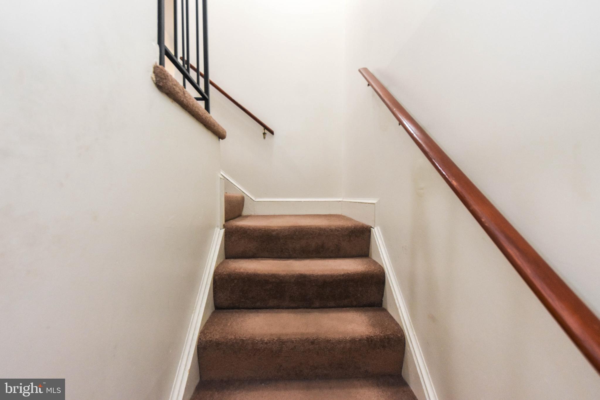 LONDON WOODS - Residential