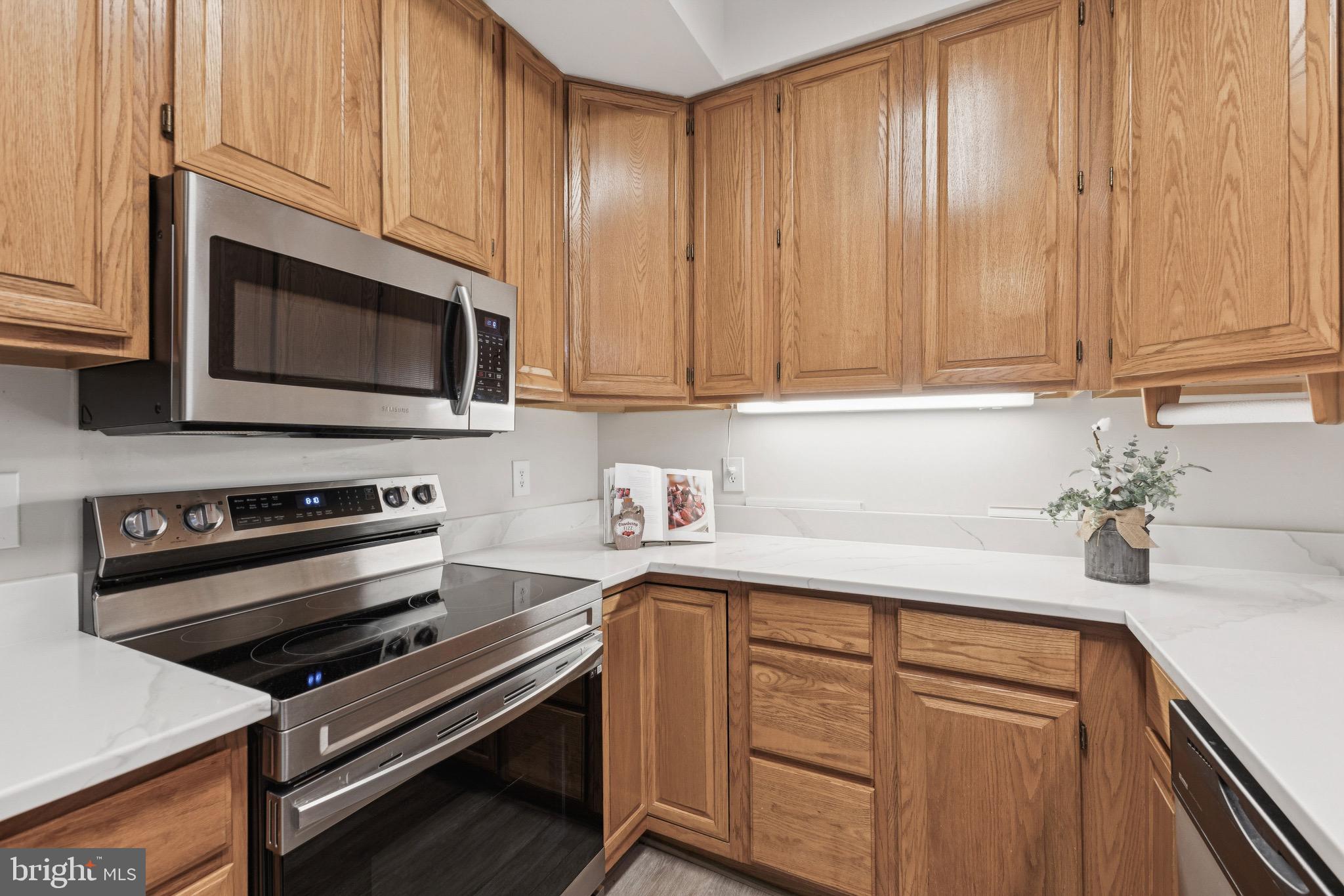 BALDWIN GROVE - Residential