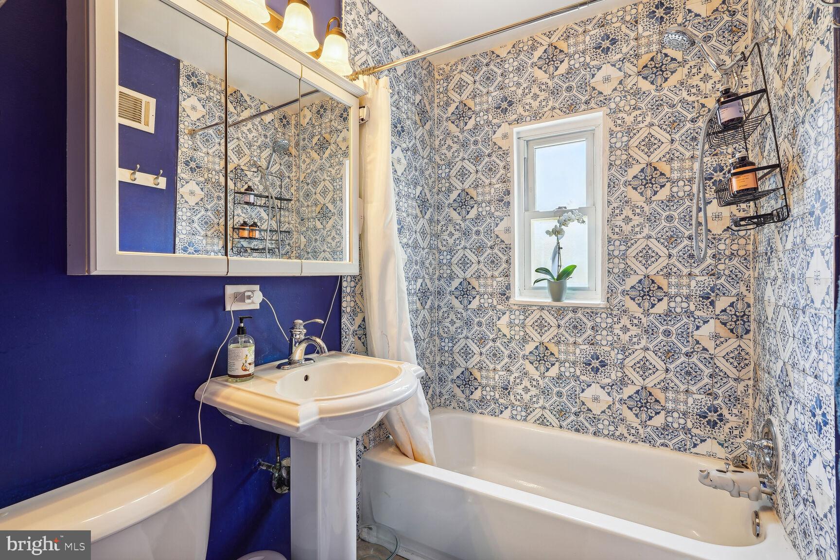 DEL RAY - Residential Lease