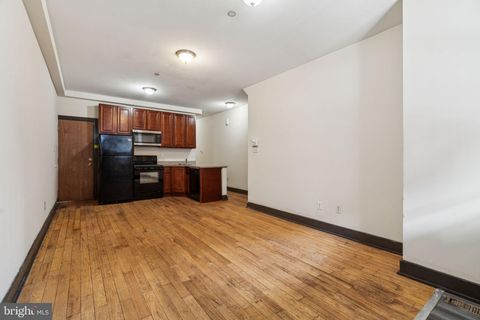 1932 N 18TH STREET PHILADELPHIA PA 19121