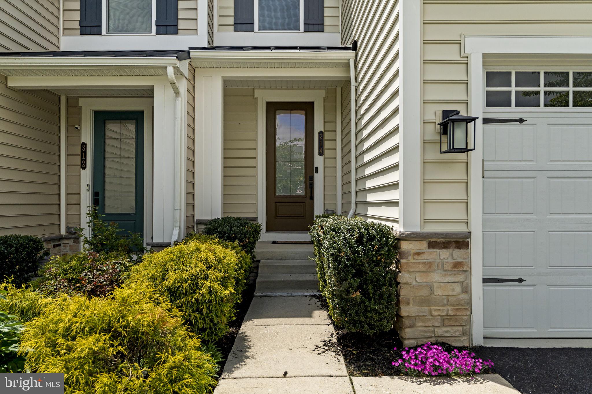 MALVERN CROSSING - Residential