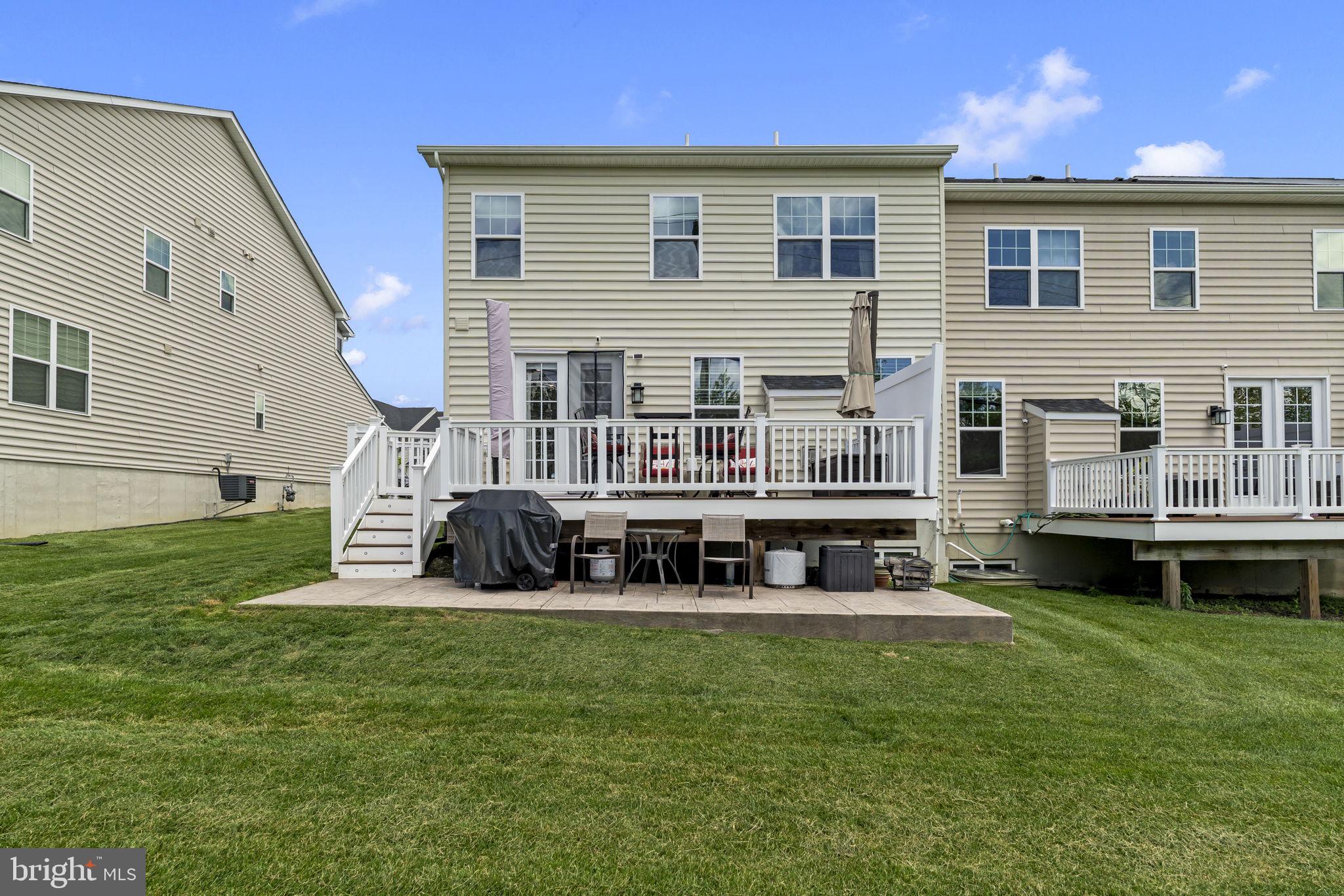 MALVERN CROSSING - Residential