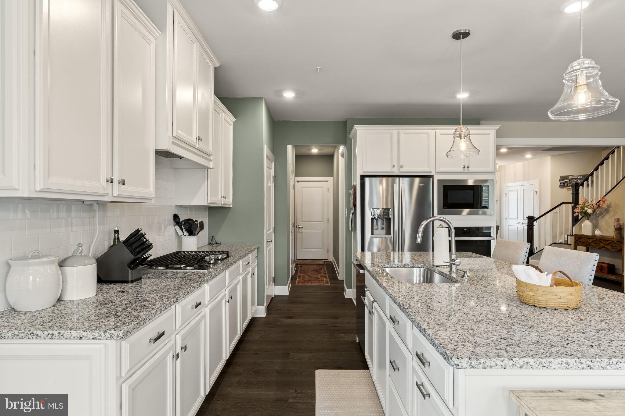 MALVERN CROSSING - Residential