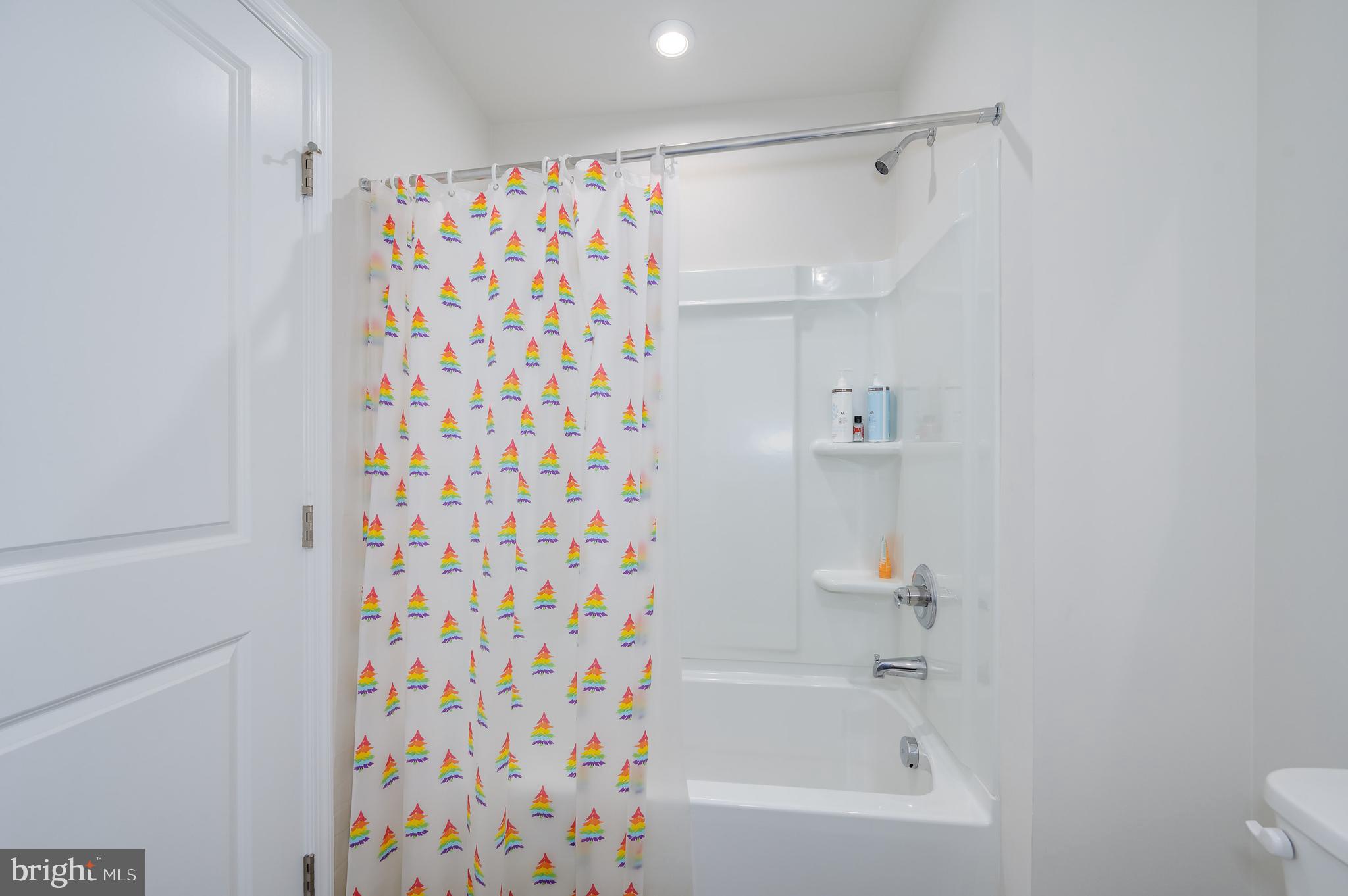 CARDINAL POINTE - Residential