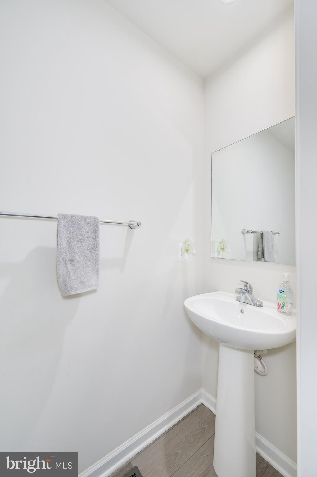 CARDINAL POINTE - Residential