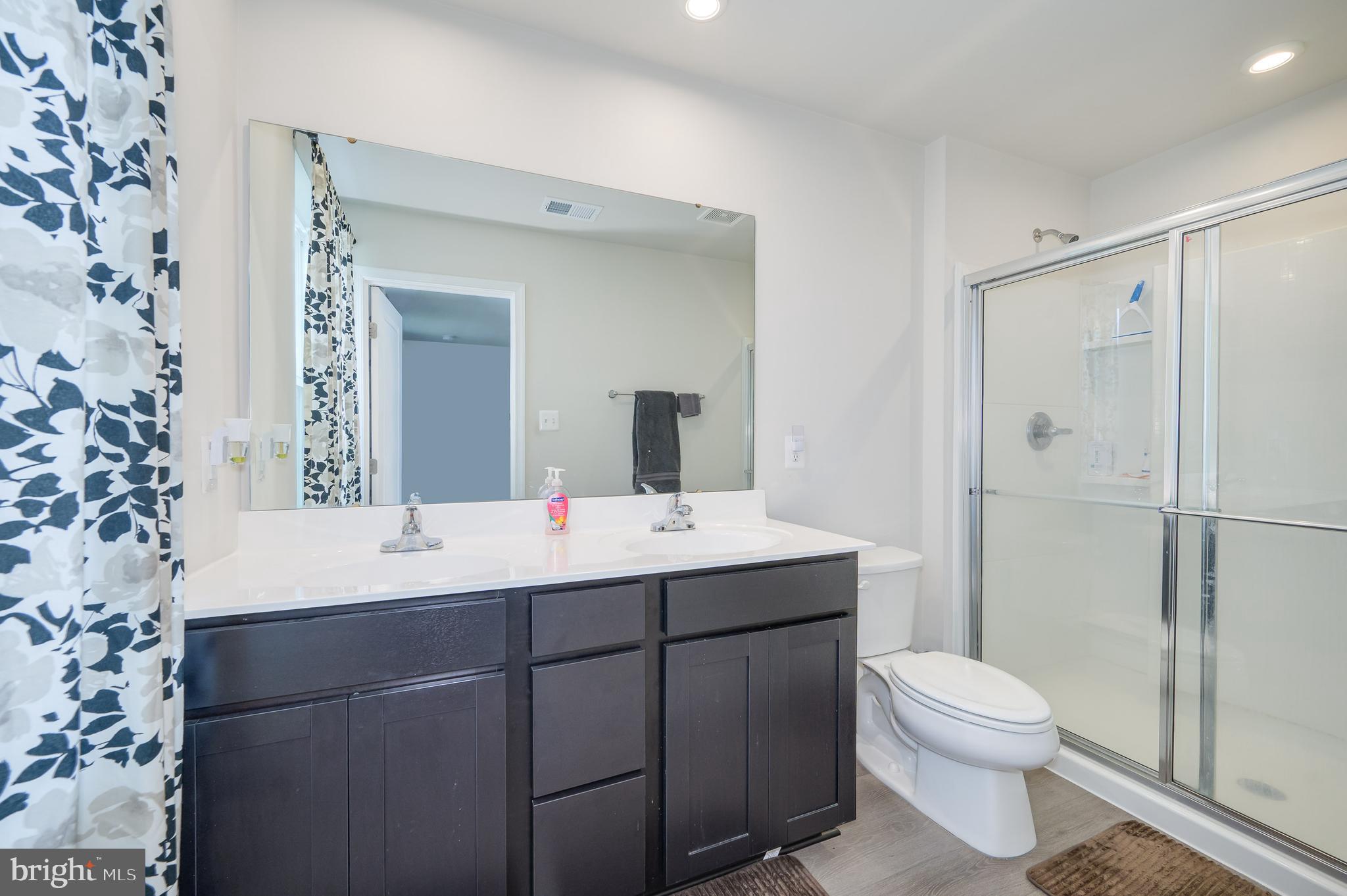 CARDINAL POINTE - Residential