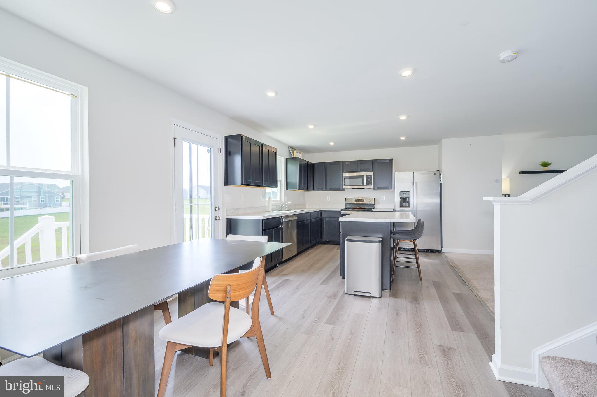 CARDINAL POINTE - Residential