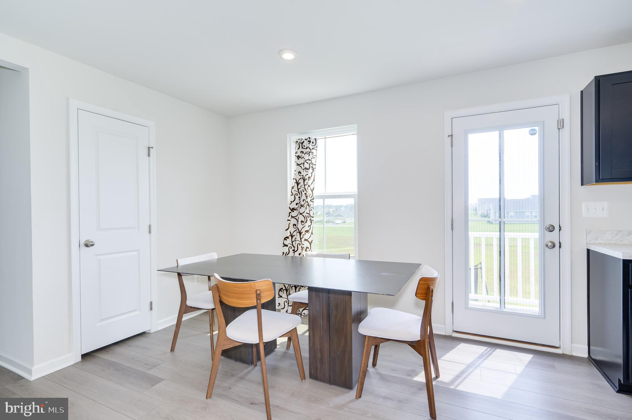 CARDINAL POINTE - Residential