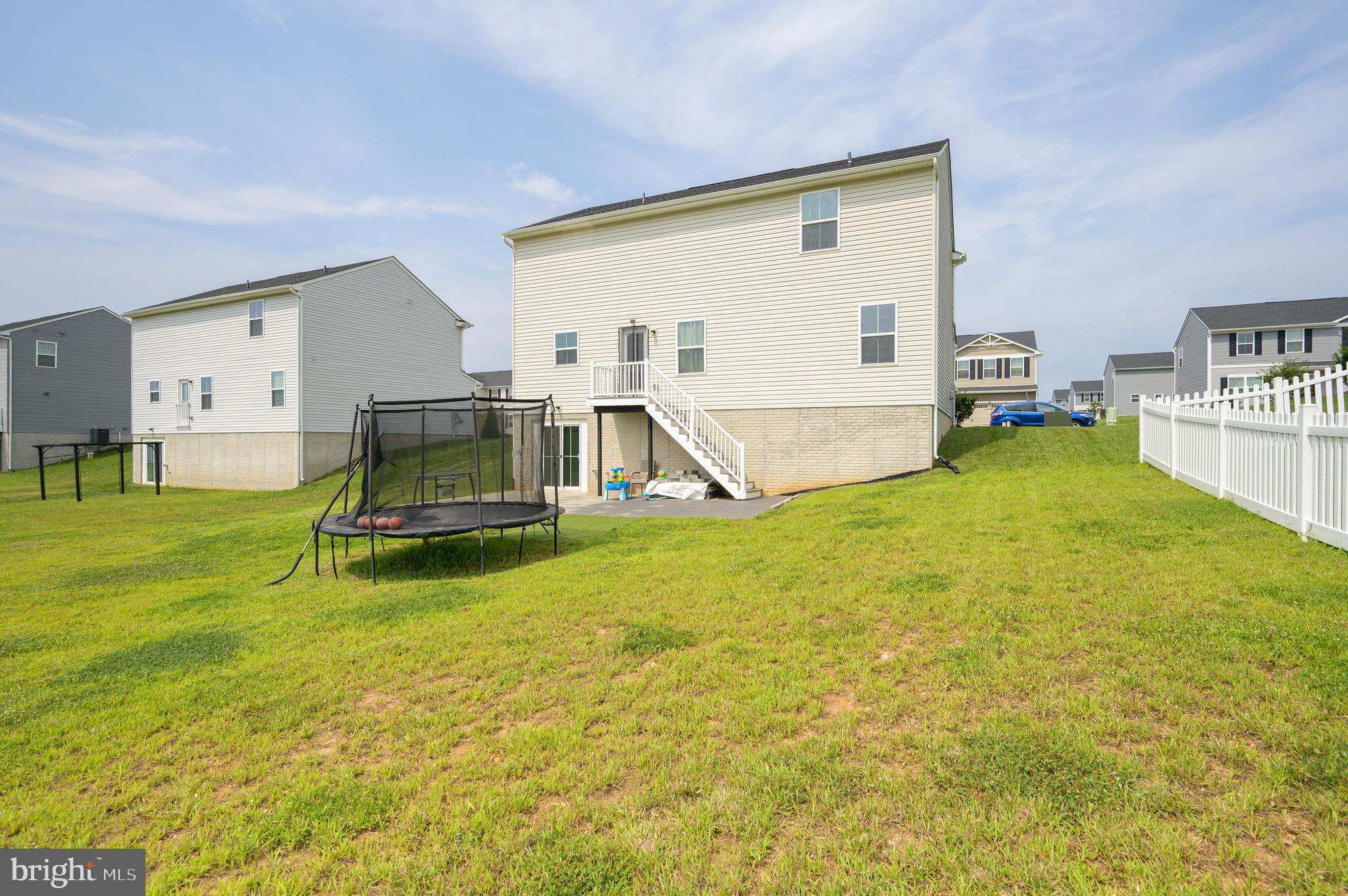 CARDINAL POINTE - Residential