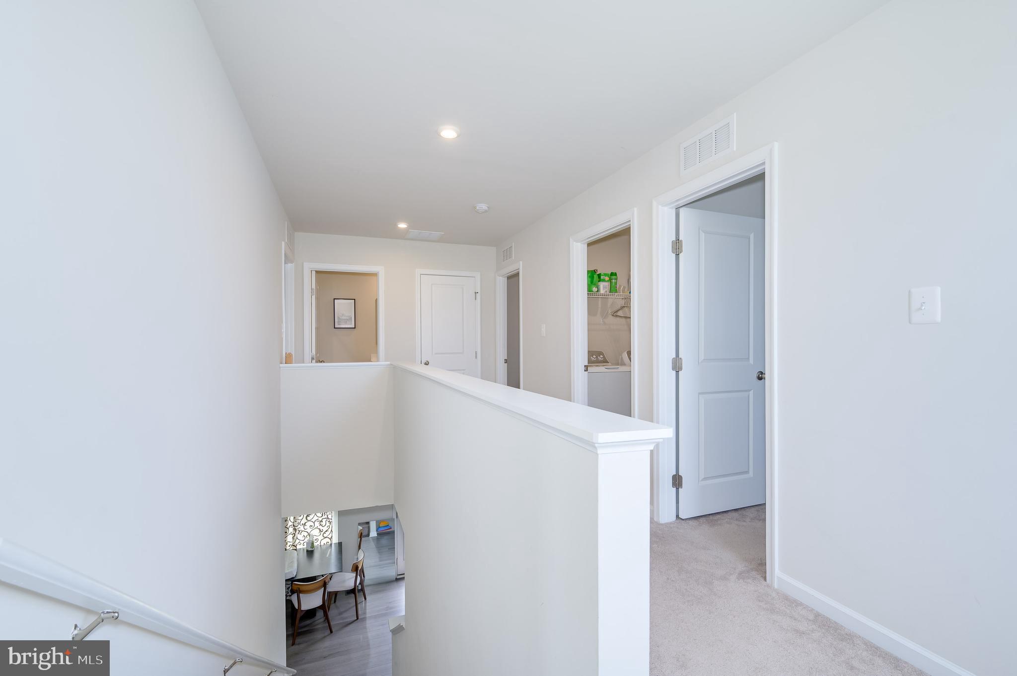 CARDINAL POINTE - Residential