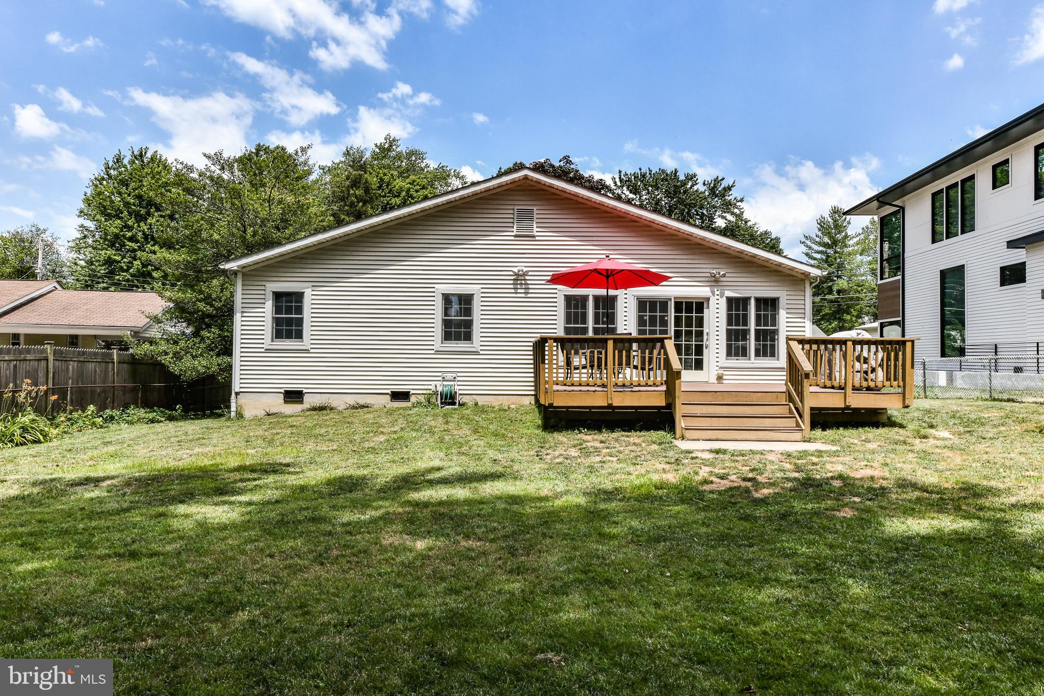 VIENNA WOODS - Residential Lease