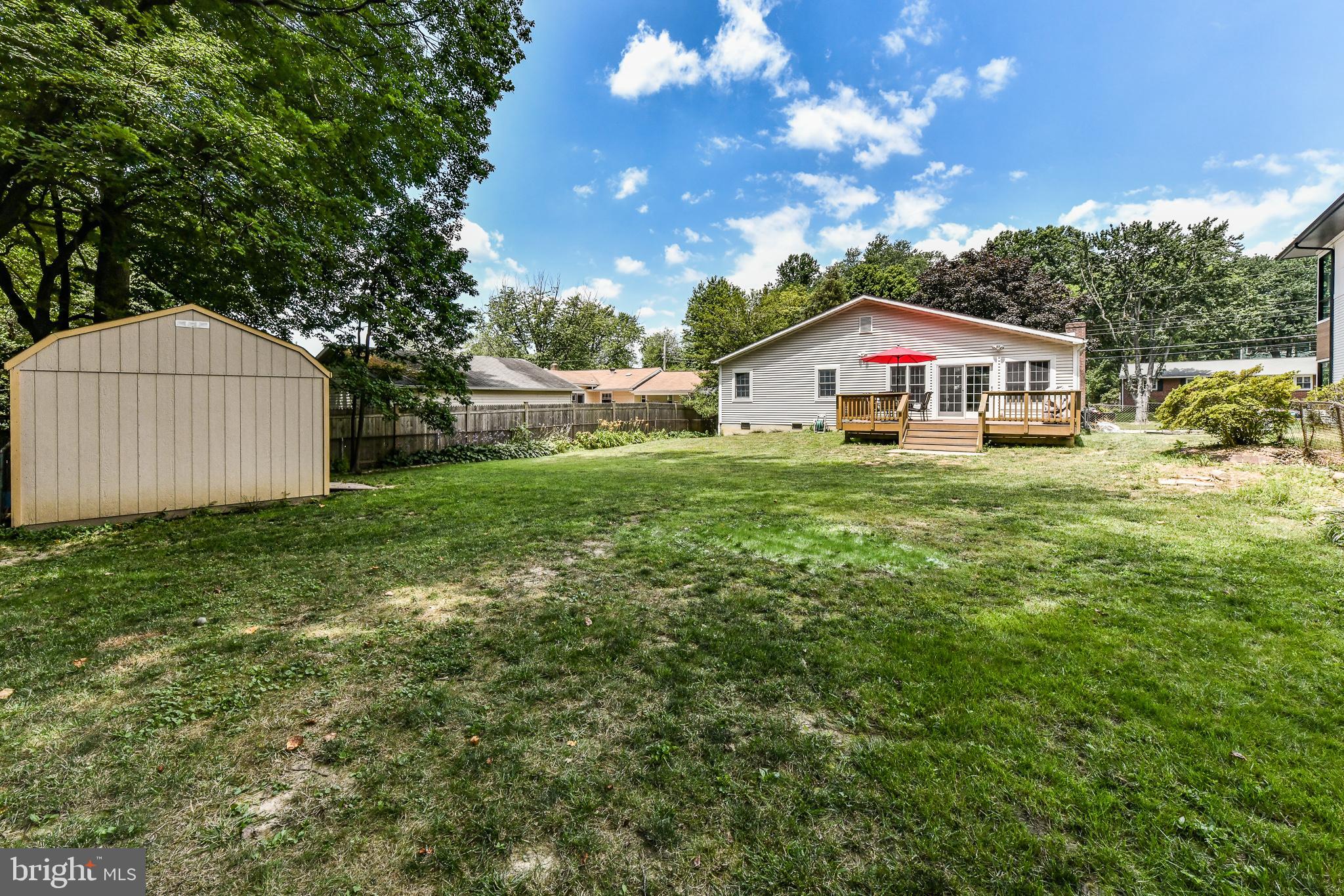 VIENNA WOODS - Residential Lease