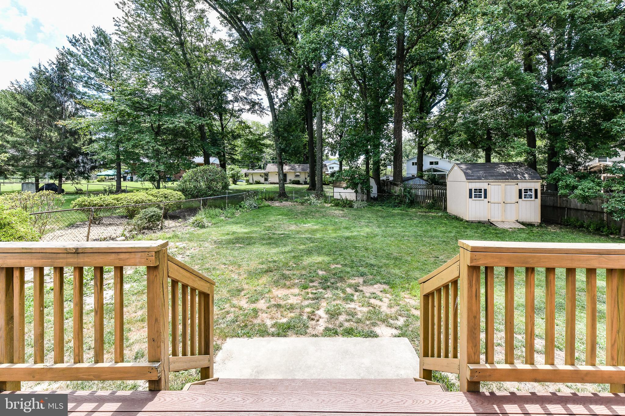 VIENNA WOODS - Residential Lease