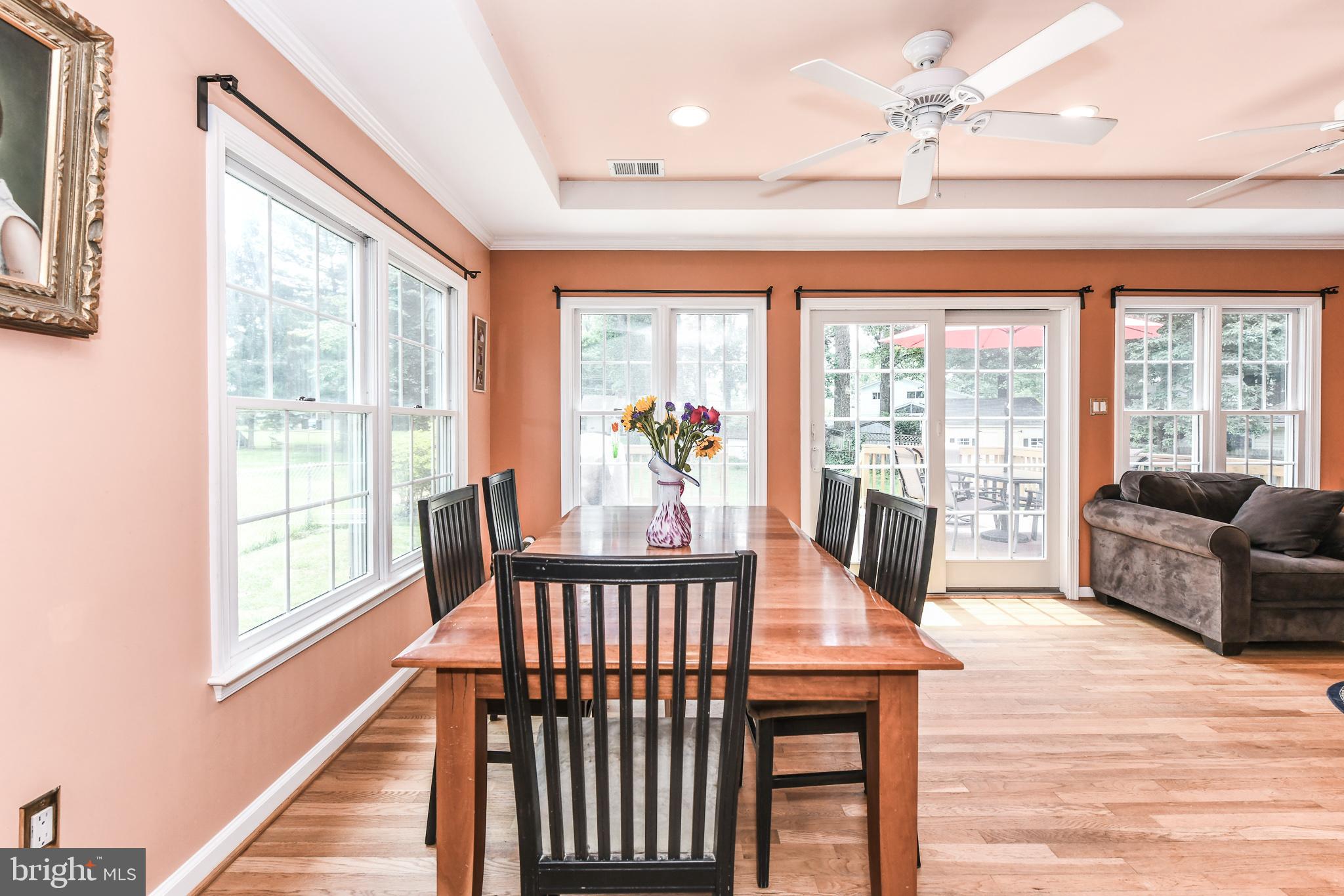 VIENNA WOODS - Residential Lease