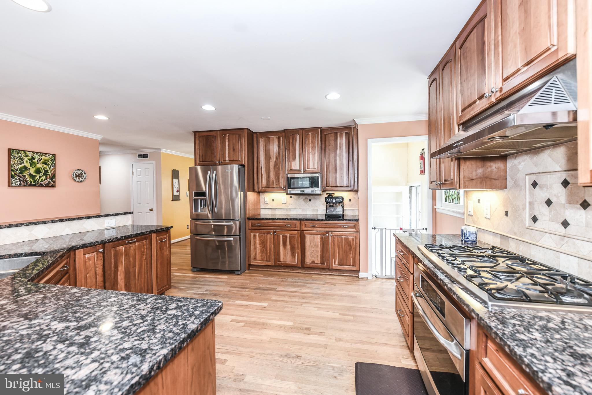 VIENNA WOODS - Residential Lease