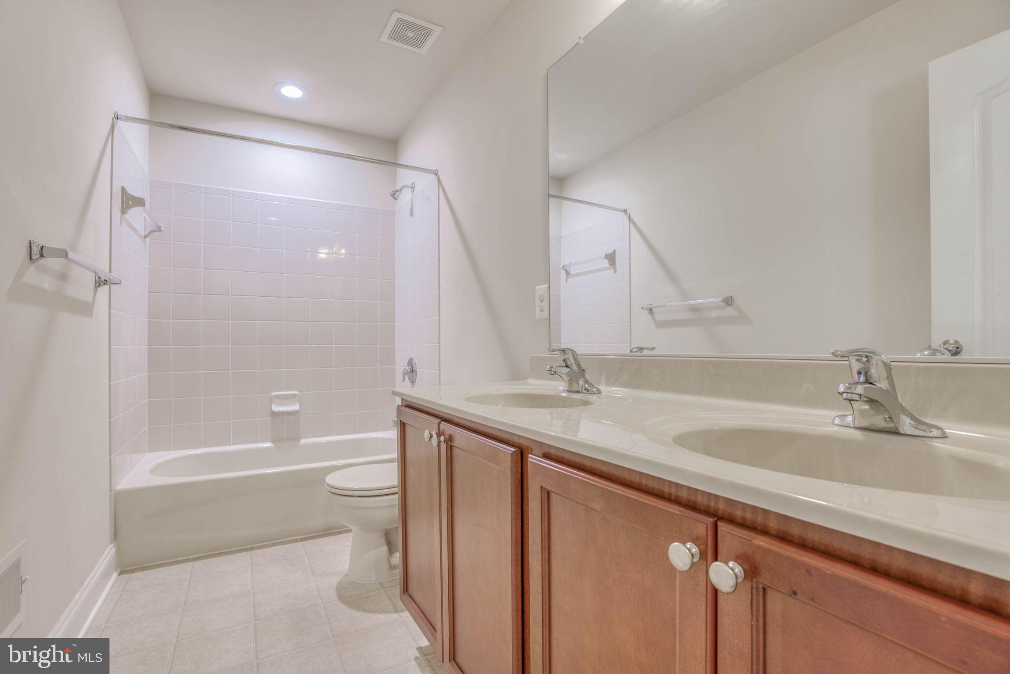 TAYLOR ESTATES - Residential