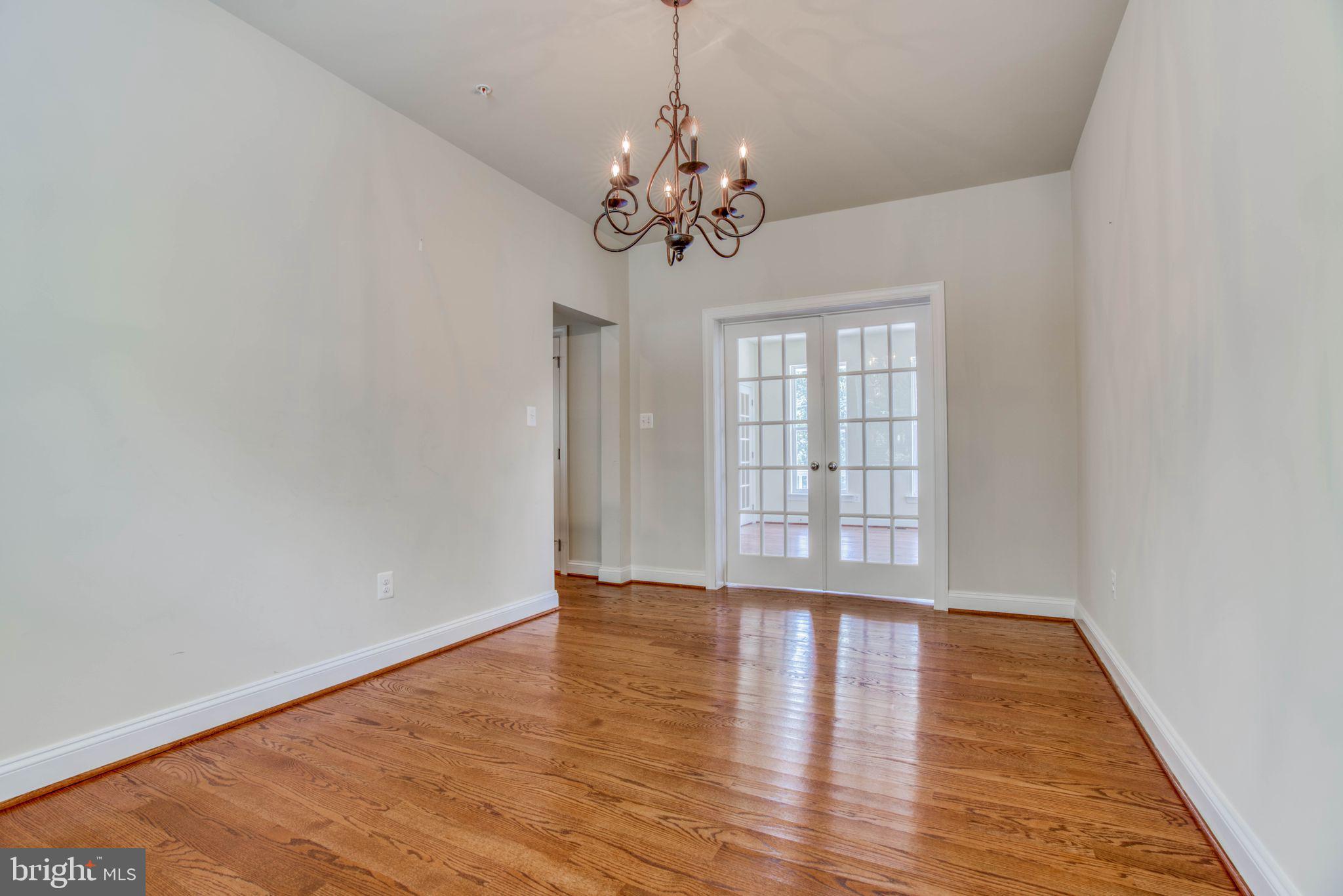 TAYLOR ESTATES - Residential