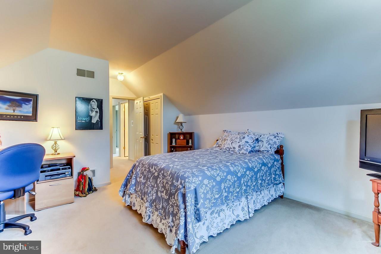RIVERVIEW ESTATES - Residential